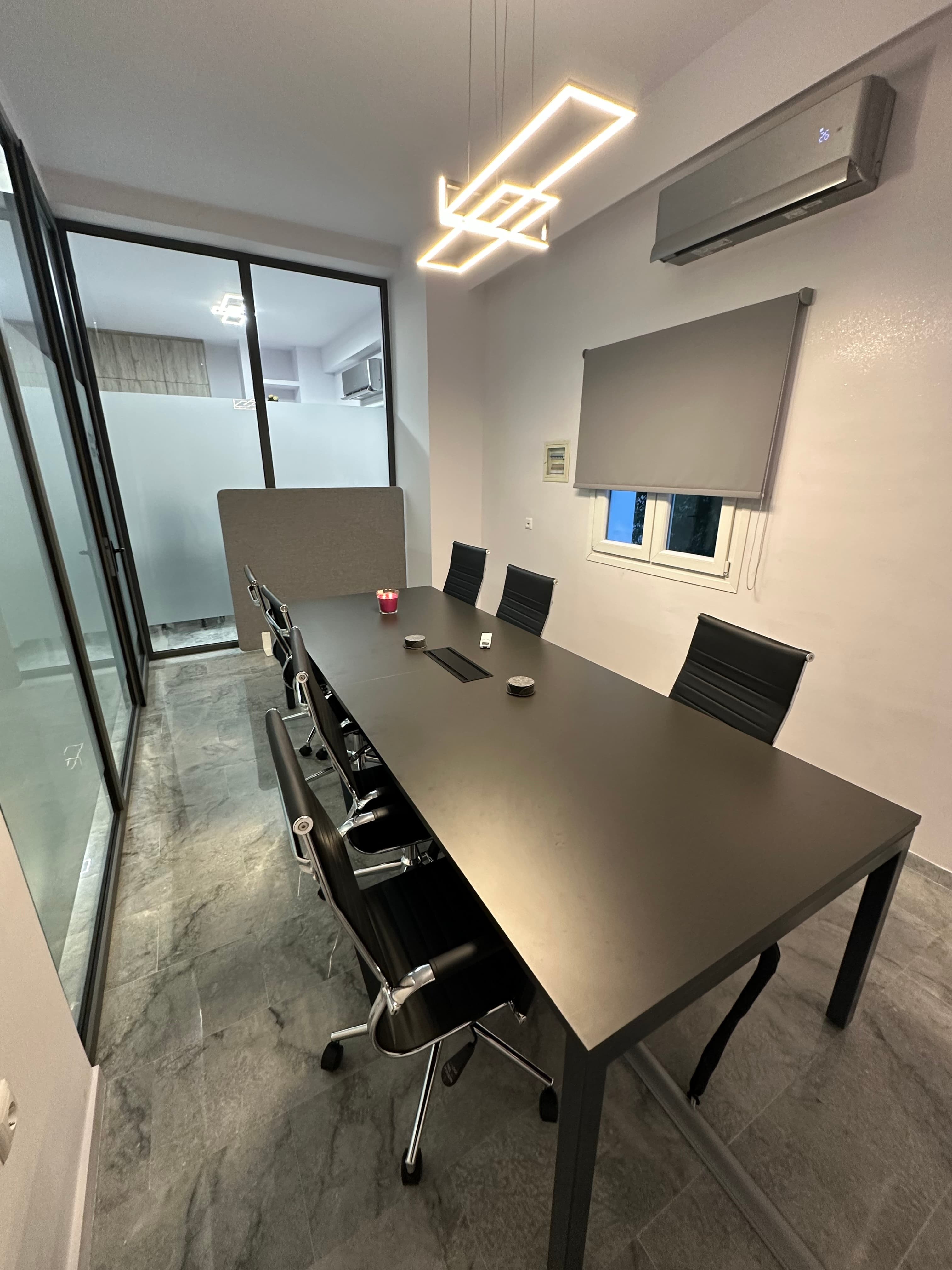 Meeting Rooom Meeting Rooom