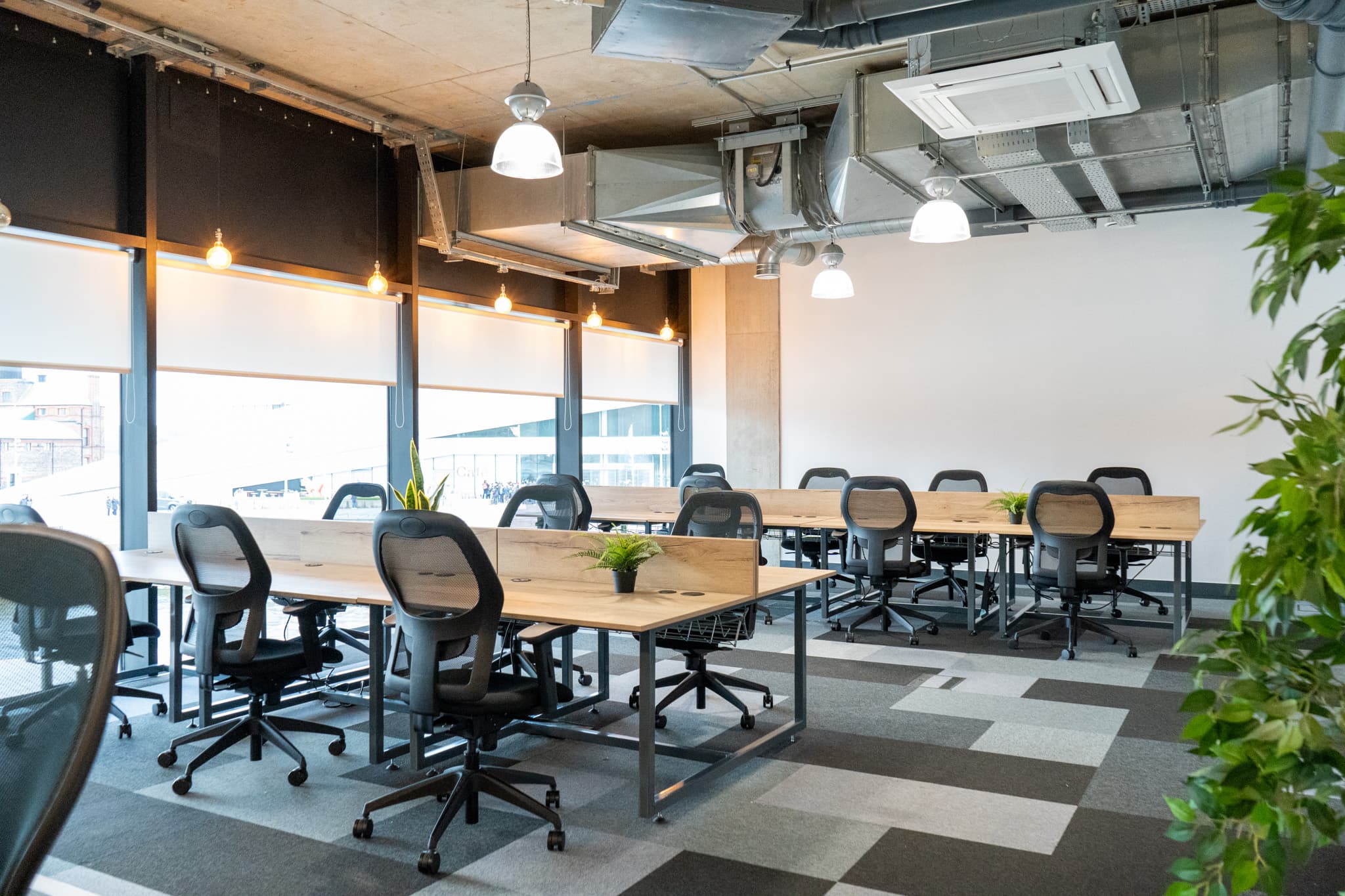 Serviced Office with Waterfront View Serviced Office with Waterfront View