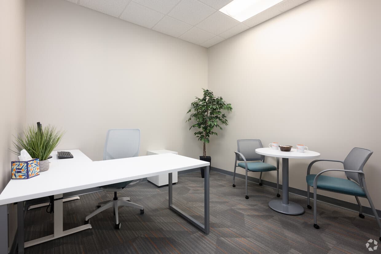 Medium Interior Office