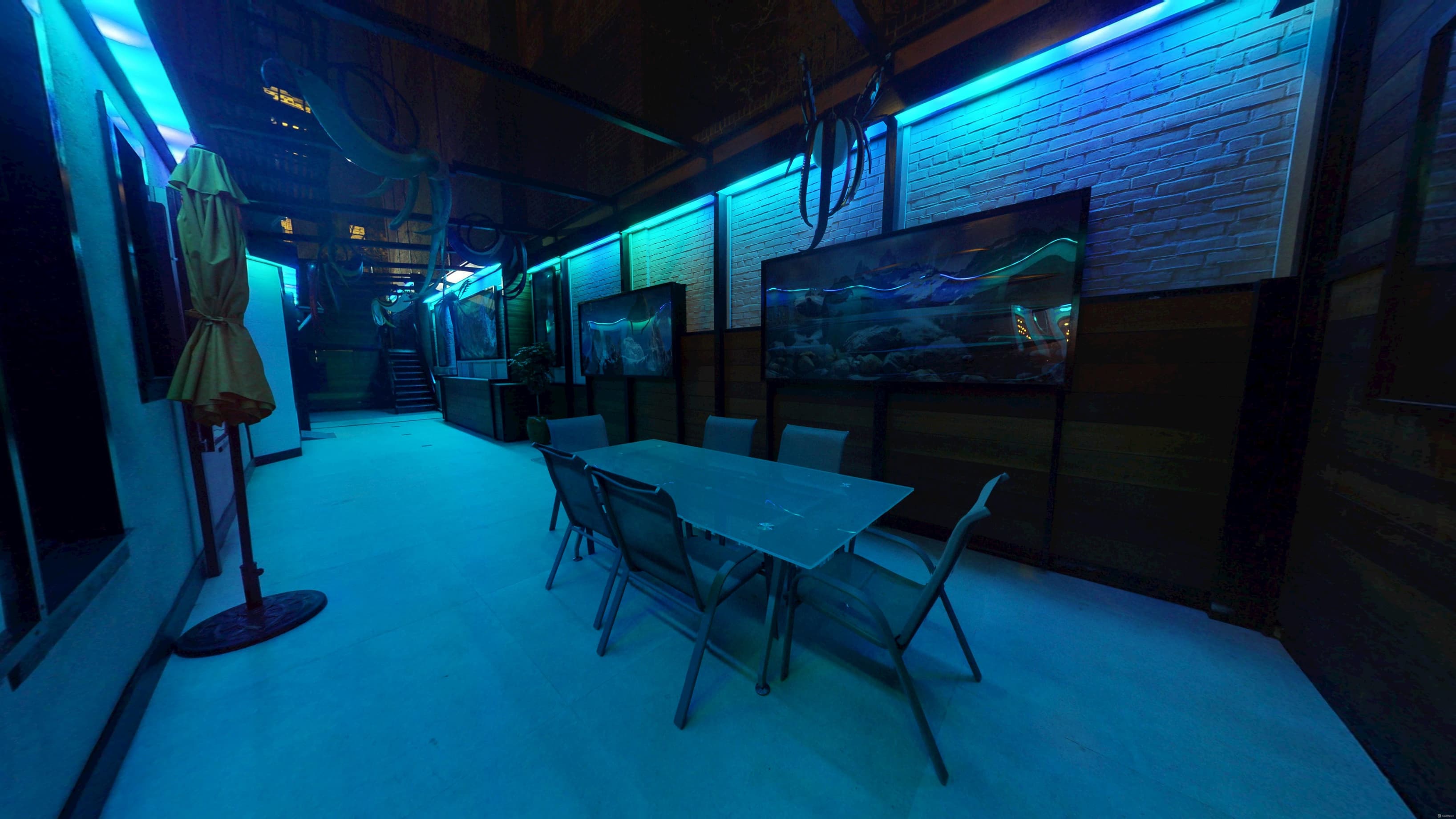 1HomeOffice Long Courtyard Blue Lights