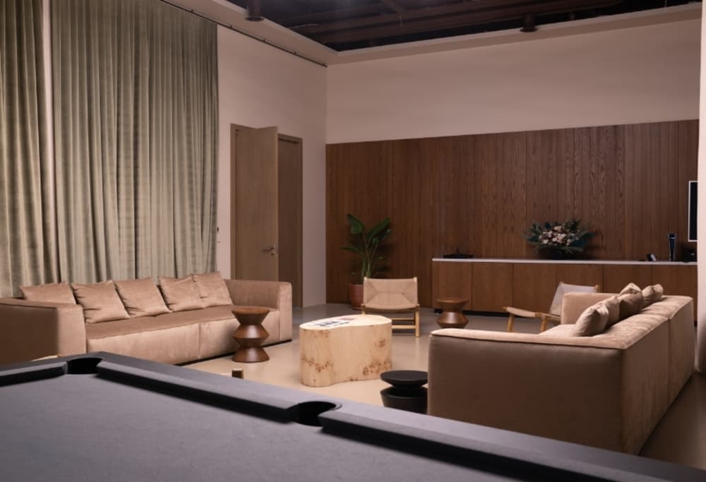 Private Lounge