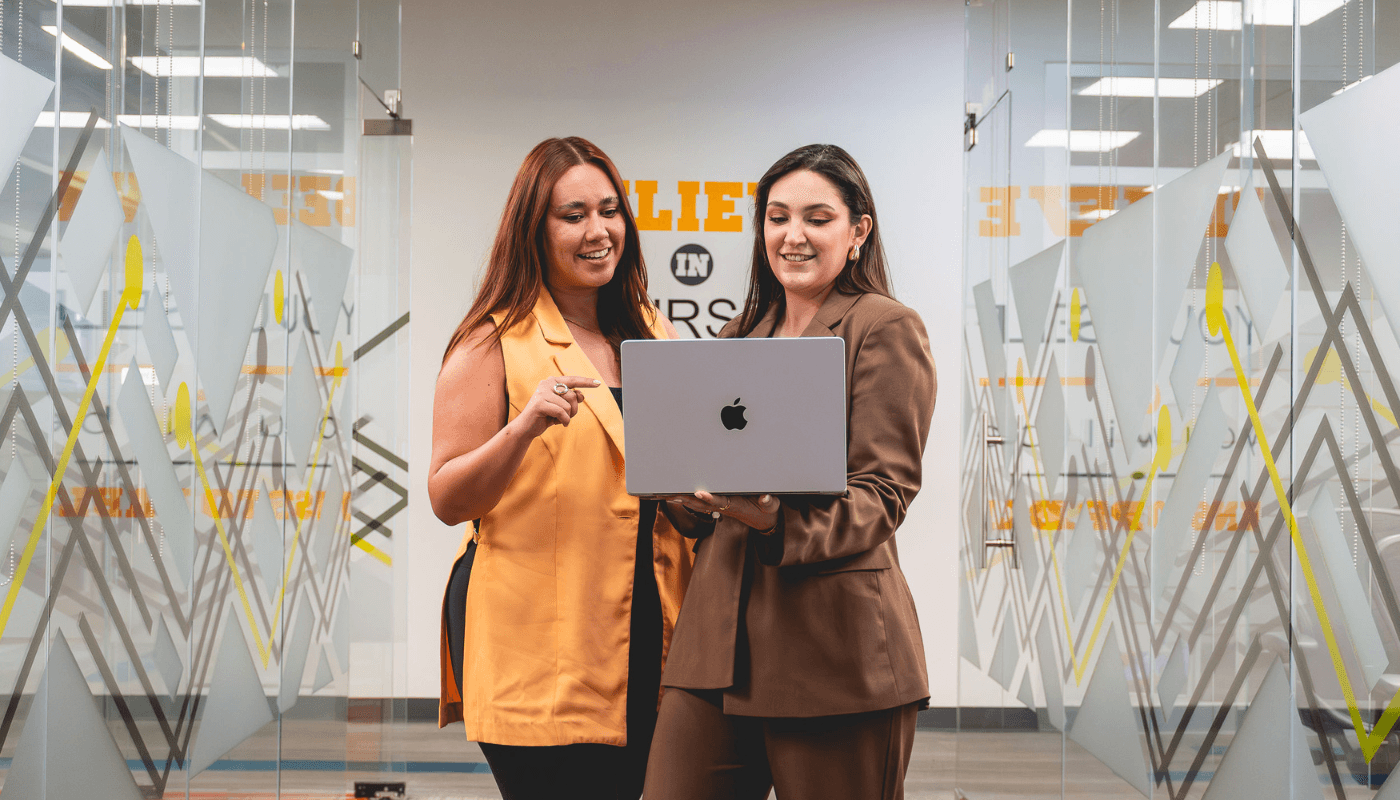 Crea conexiones de Networking en Nex Offices.