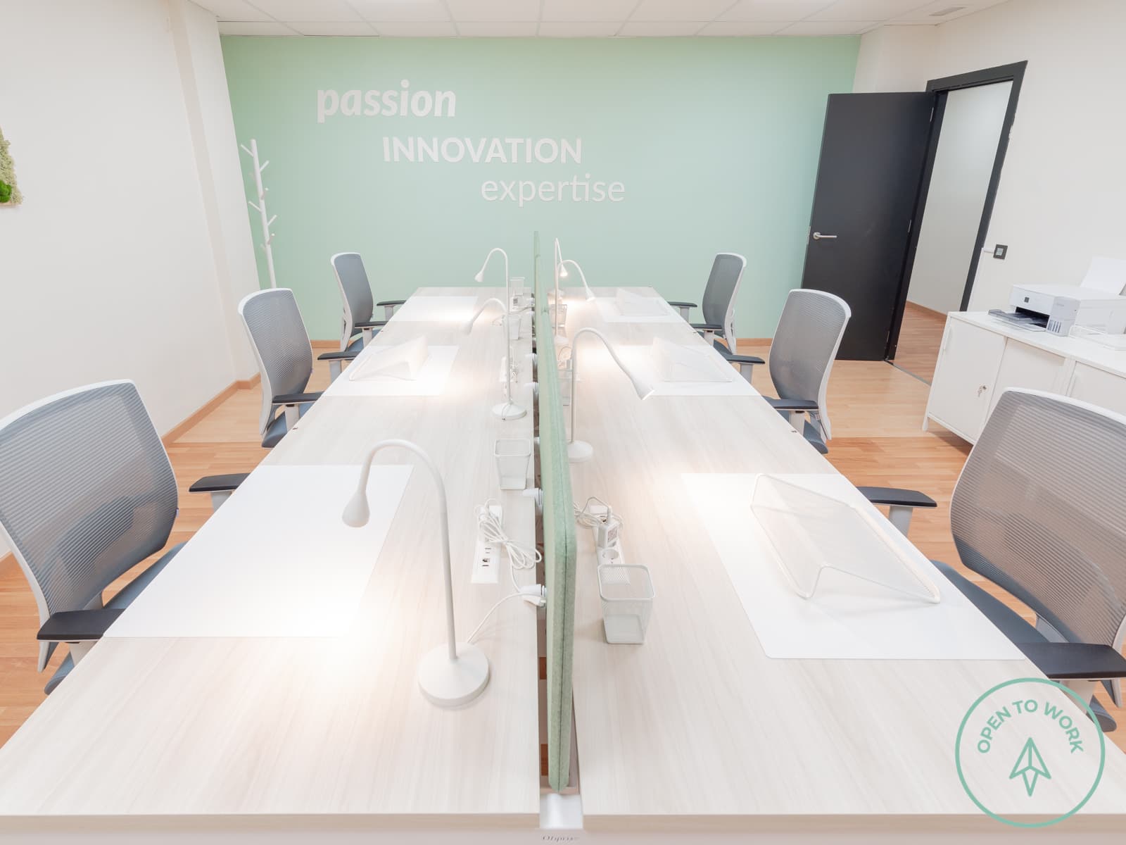 Open to Start: coworking space Open to Start: coworking space