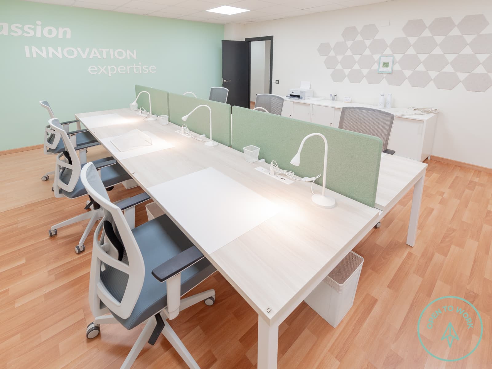 Open to Start: coworking space Open to Start: coworking space