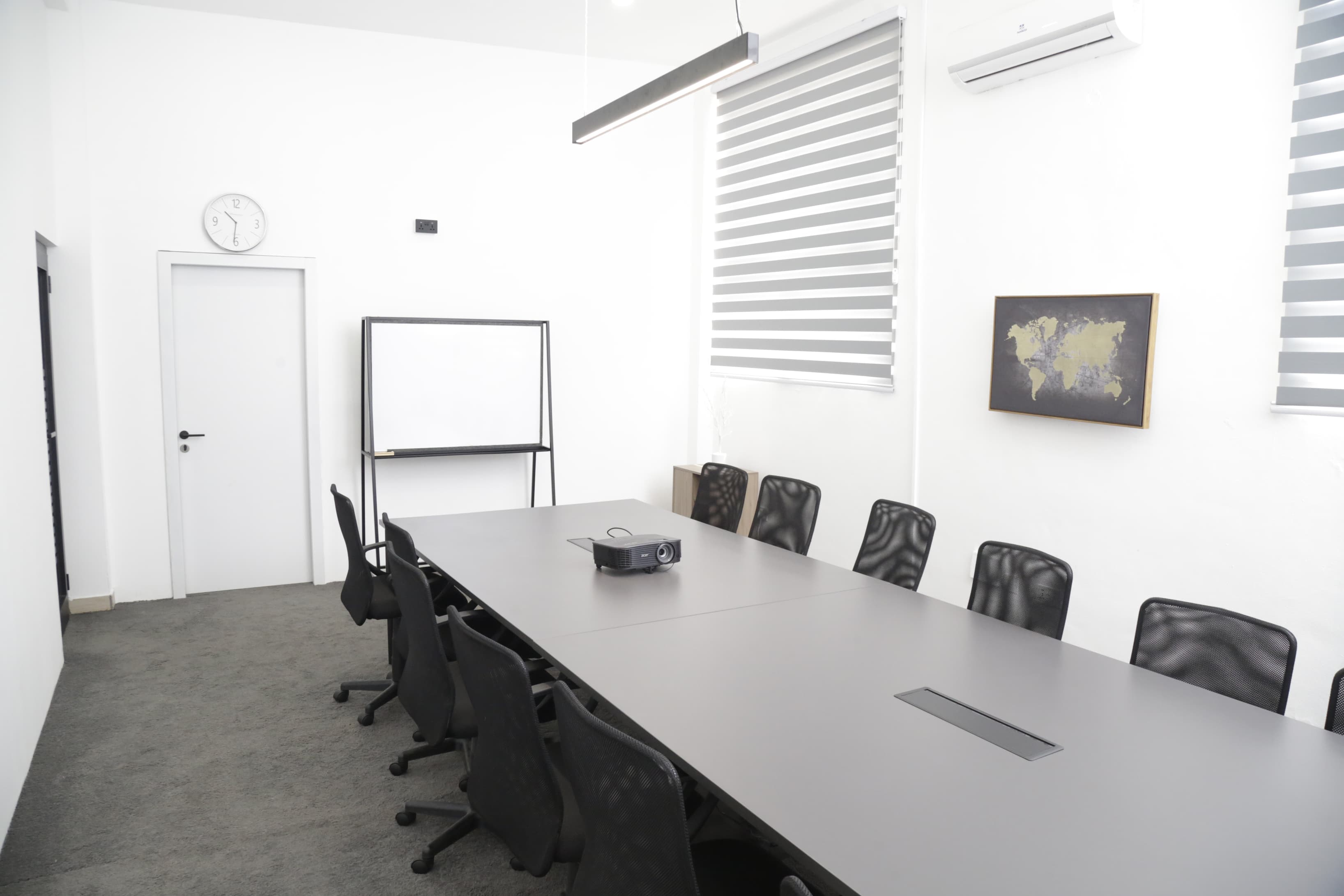 And this is the meeting Room And this is the meeting Room