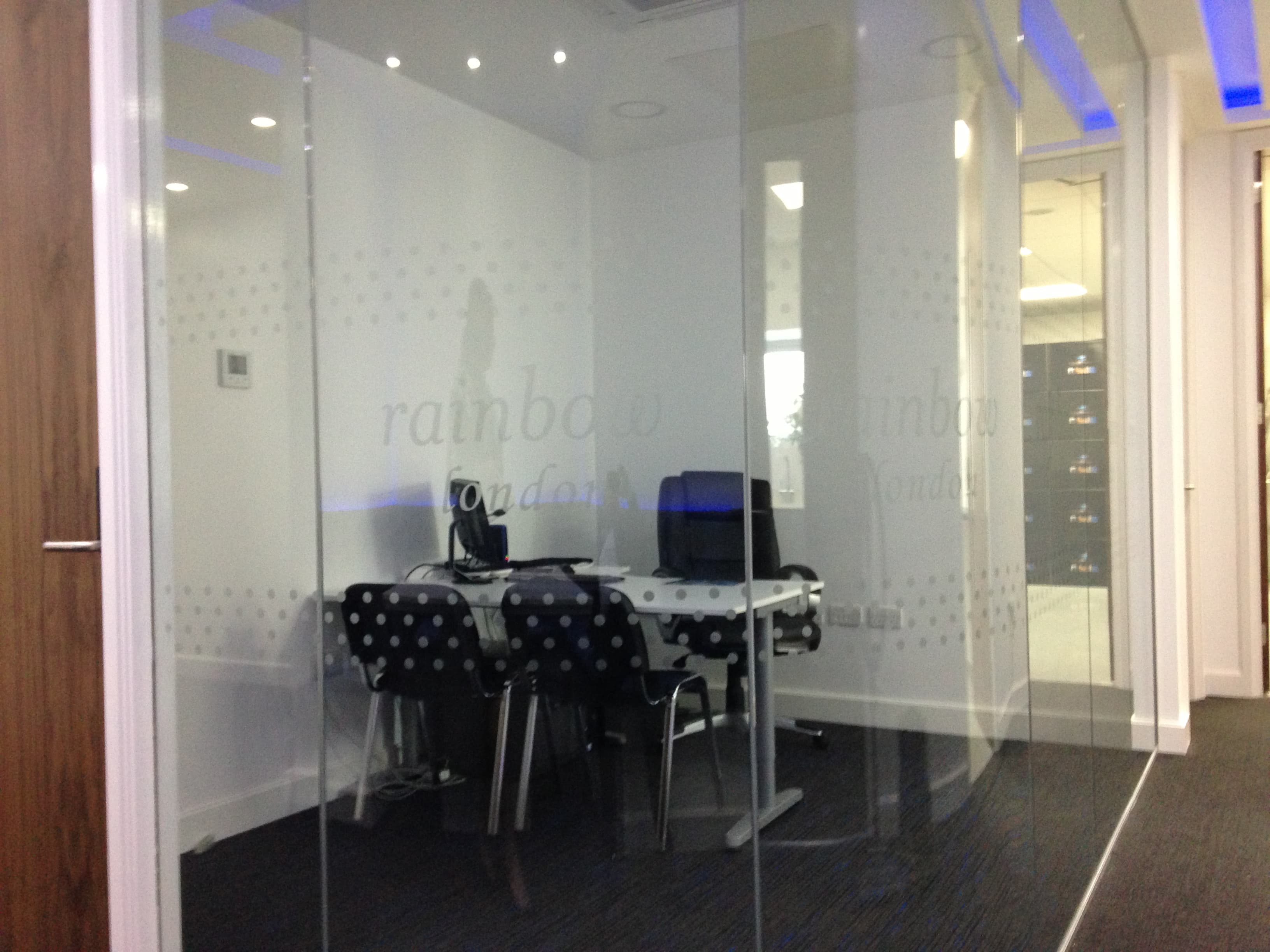 Office with curved Glass