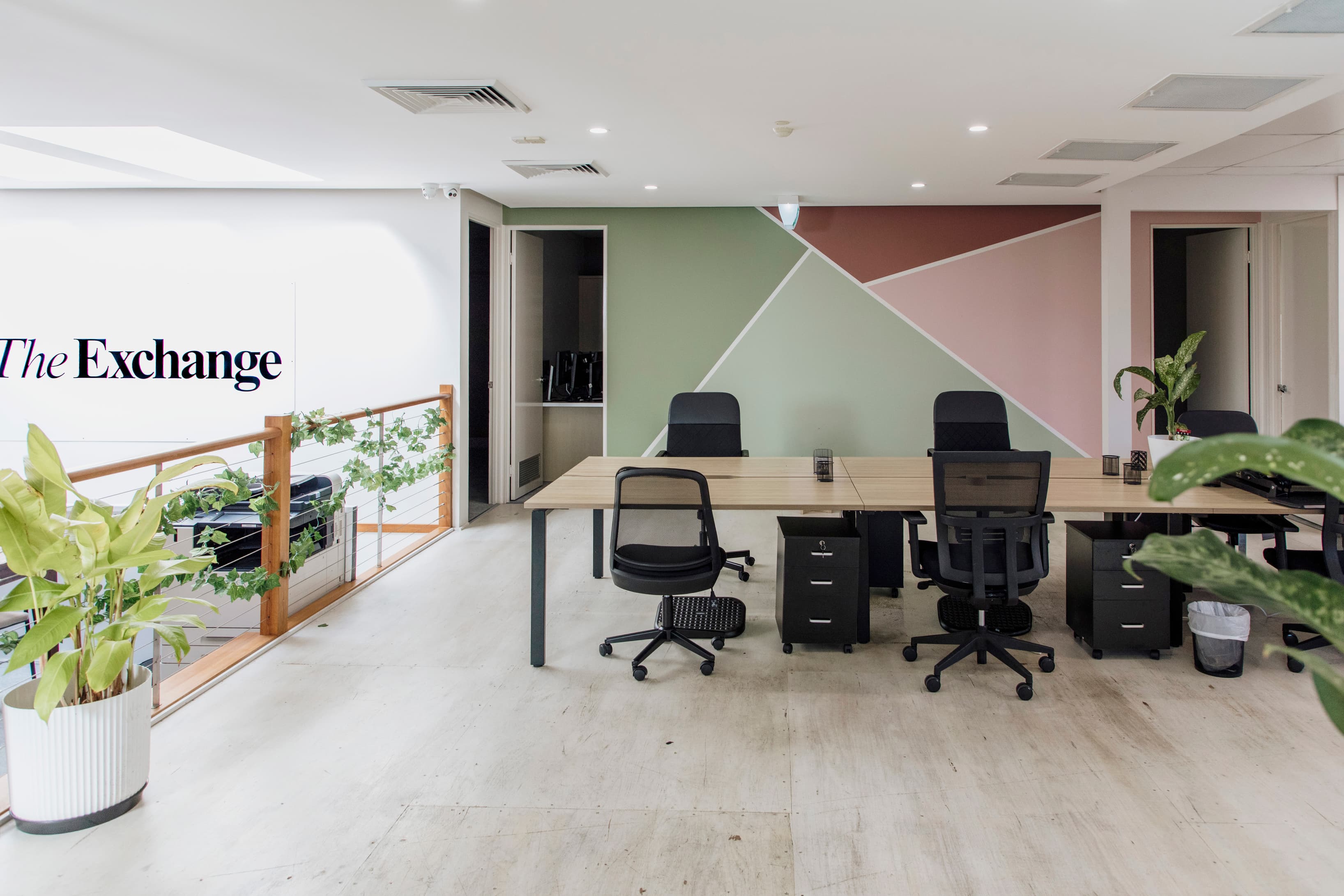 Coworking desks Coworking desks