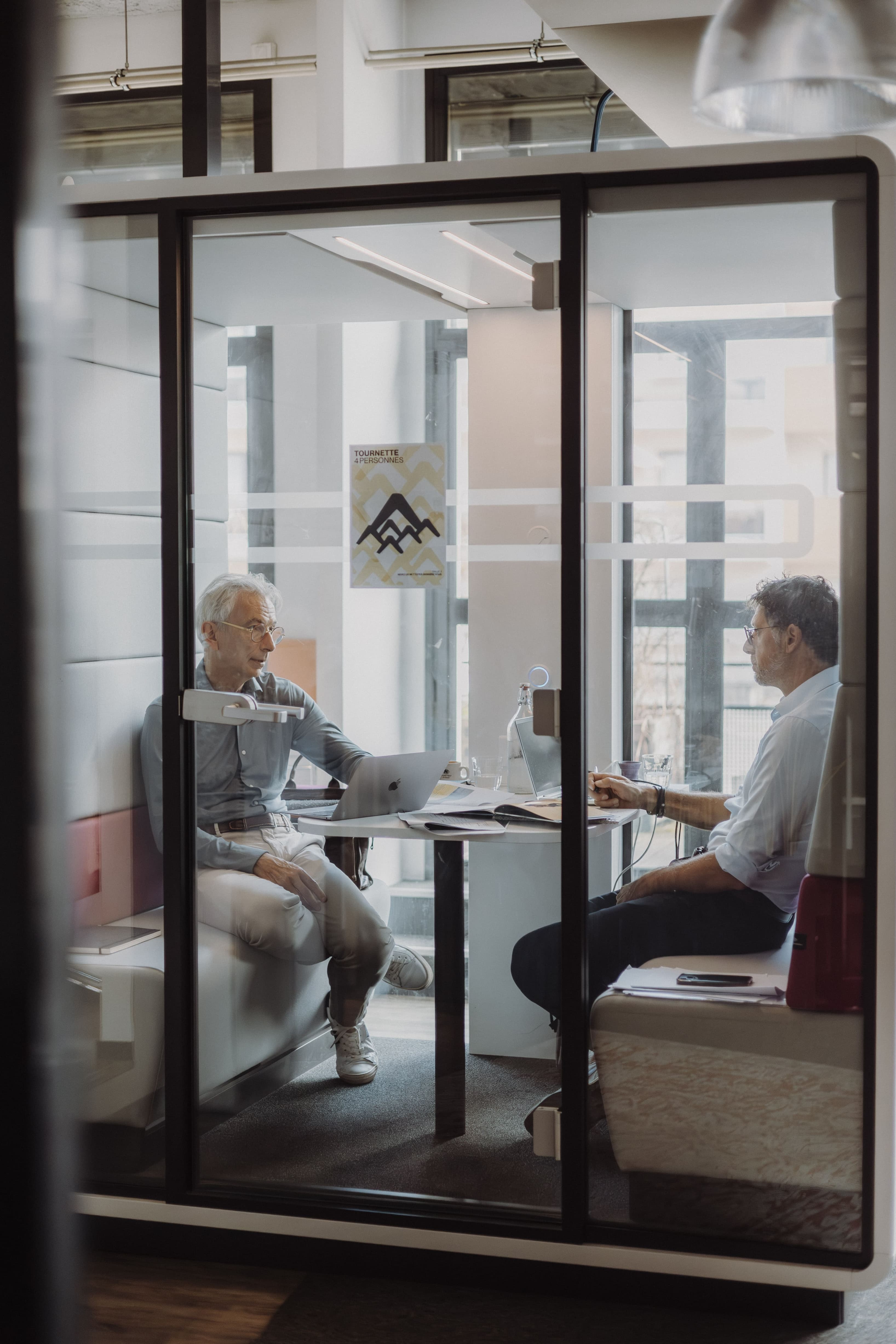 Phone box for 4 persons Phone box for 4 persons