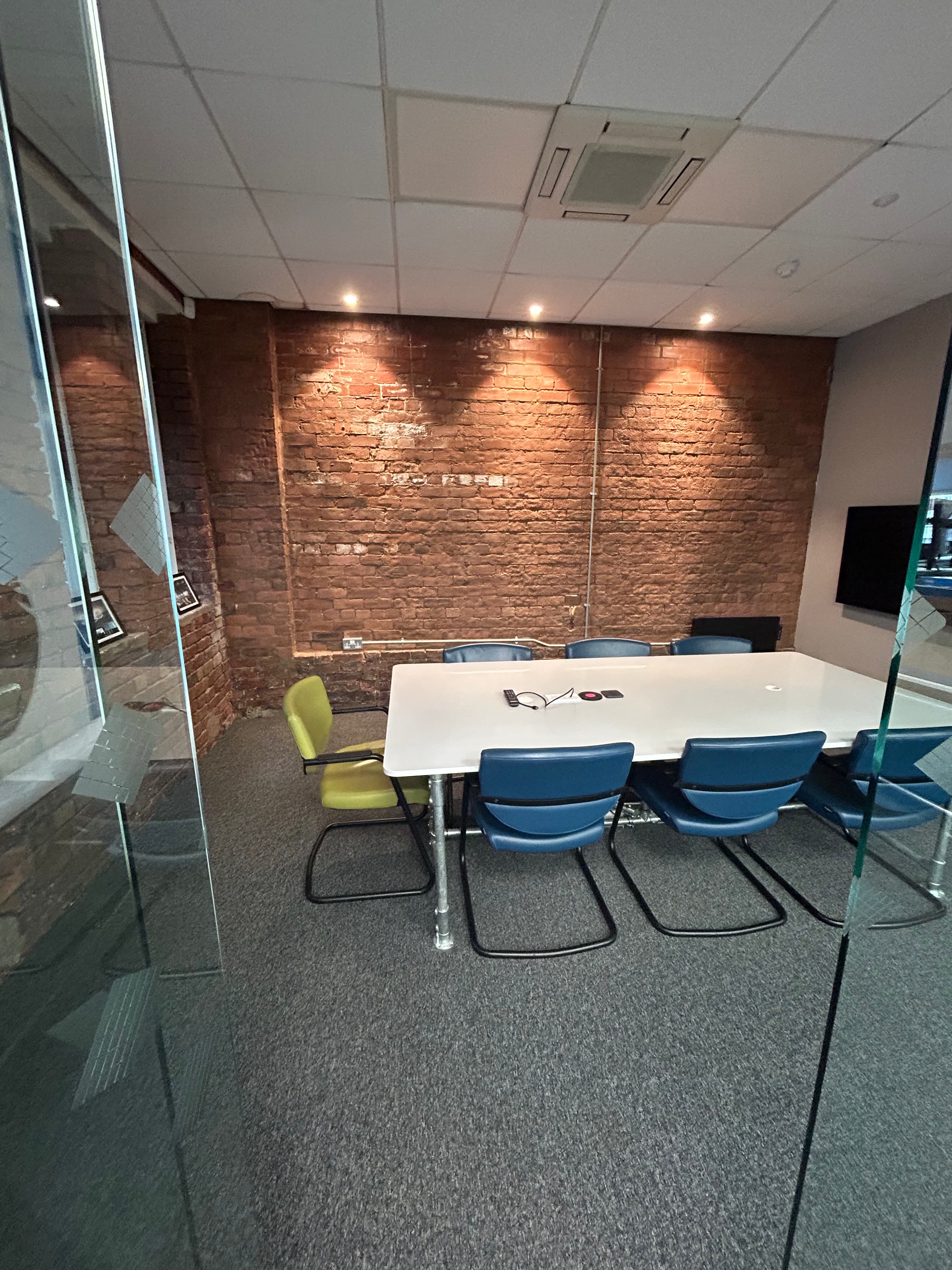 Meeting room Meeting room