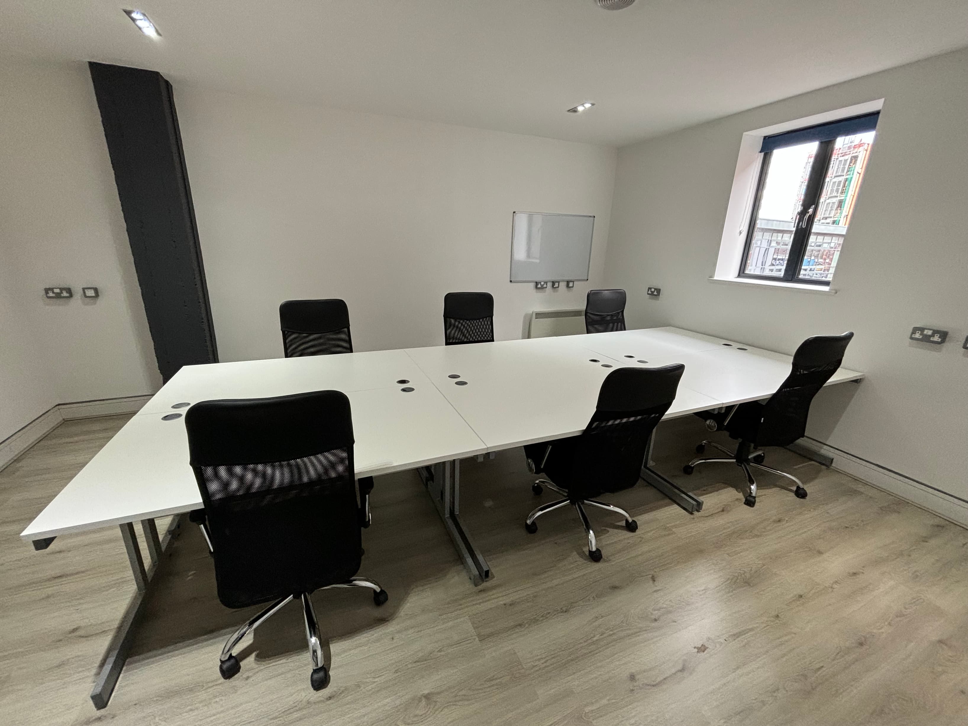 Private Office 
