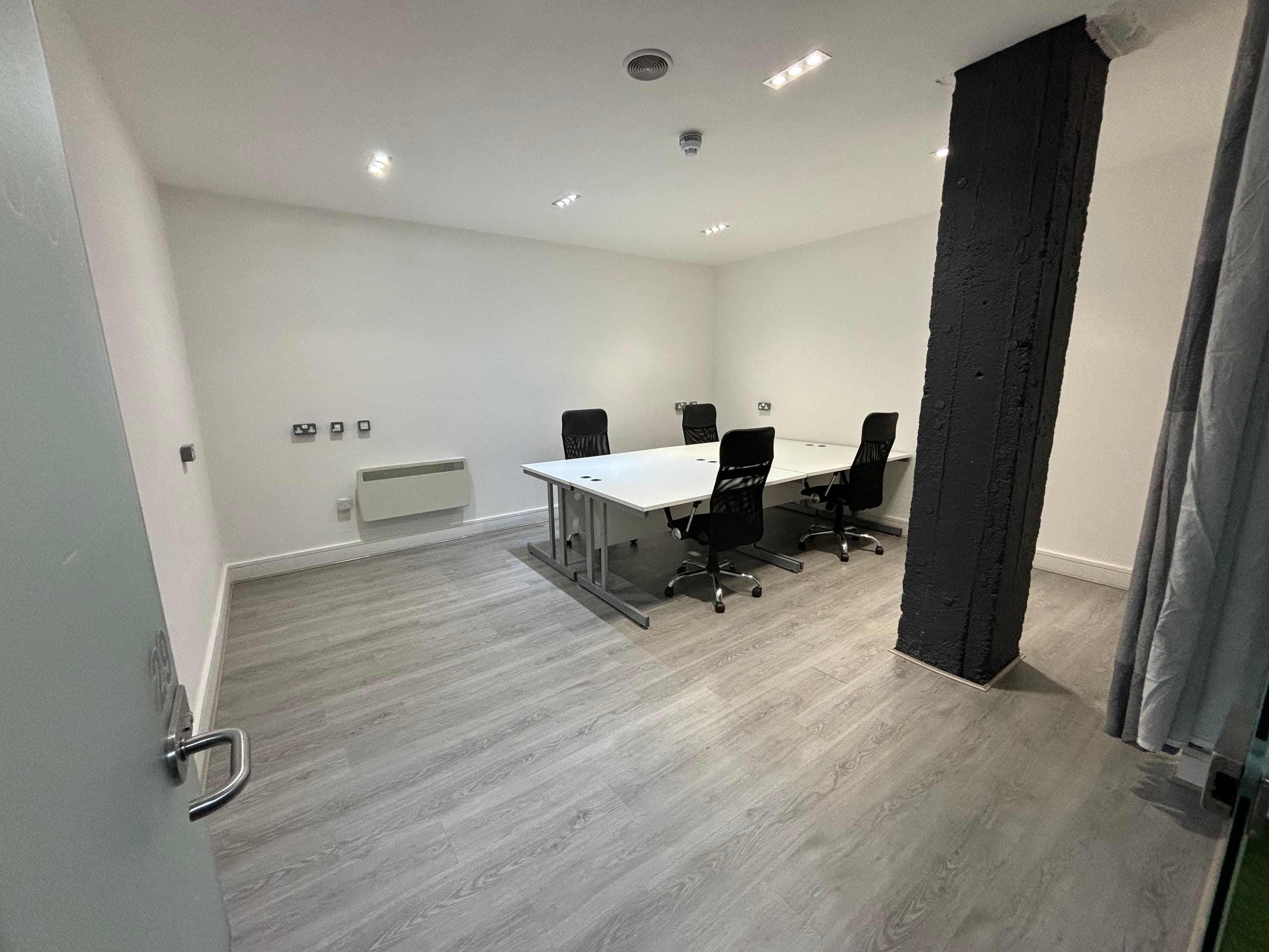 Private Office 