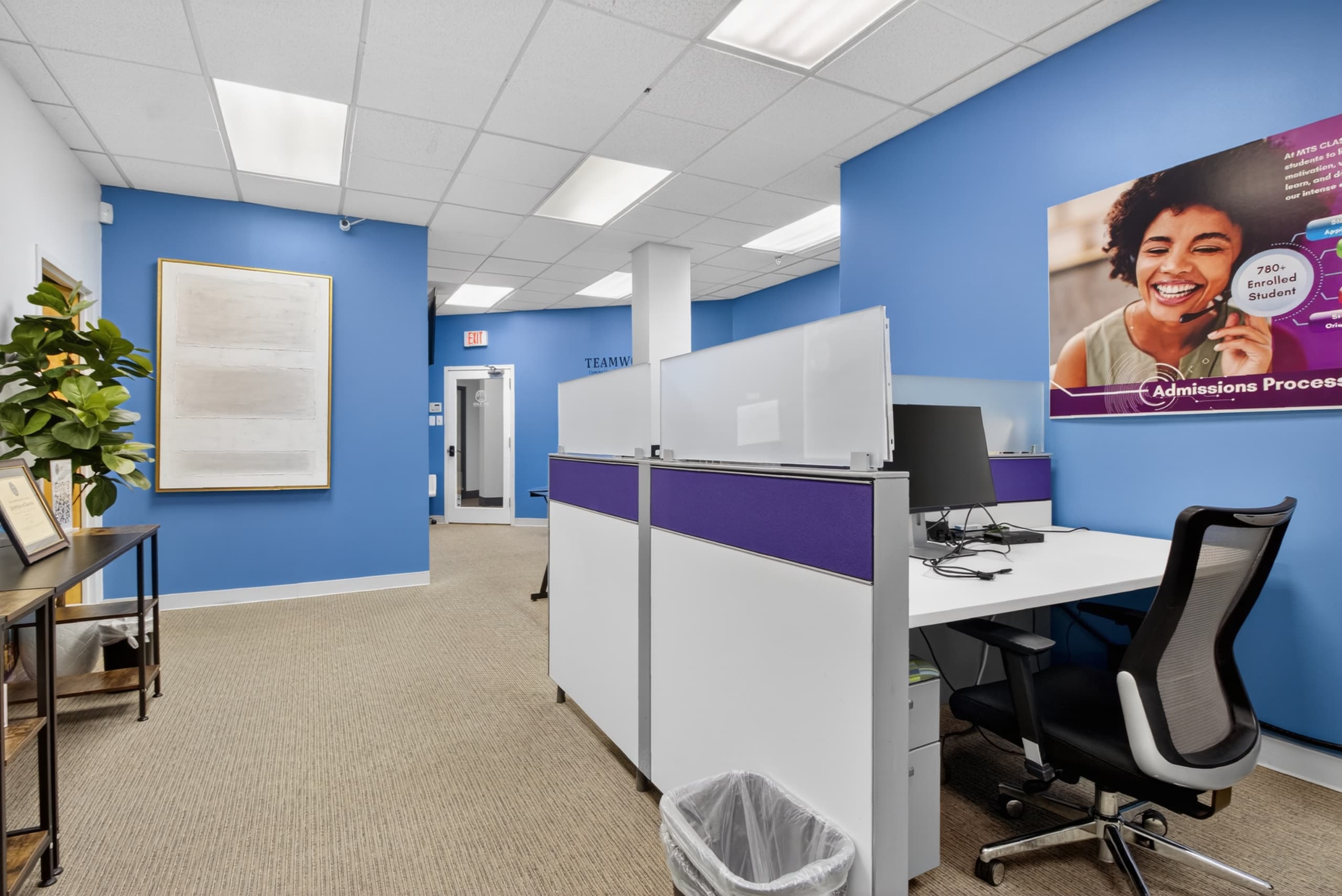 Open Private Desk Space Open Private Desk Space