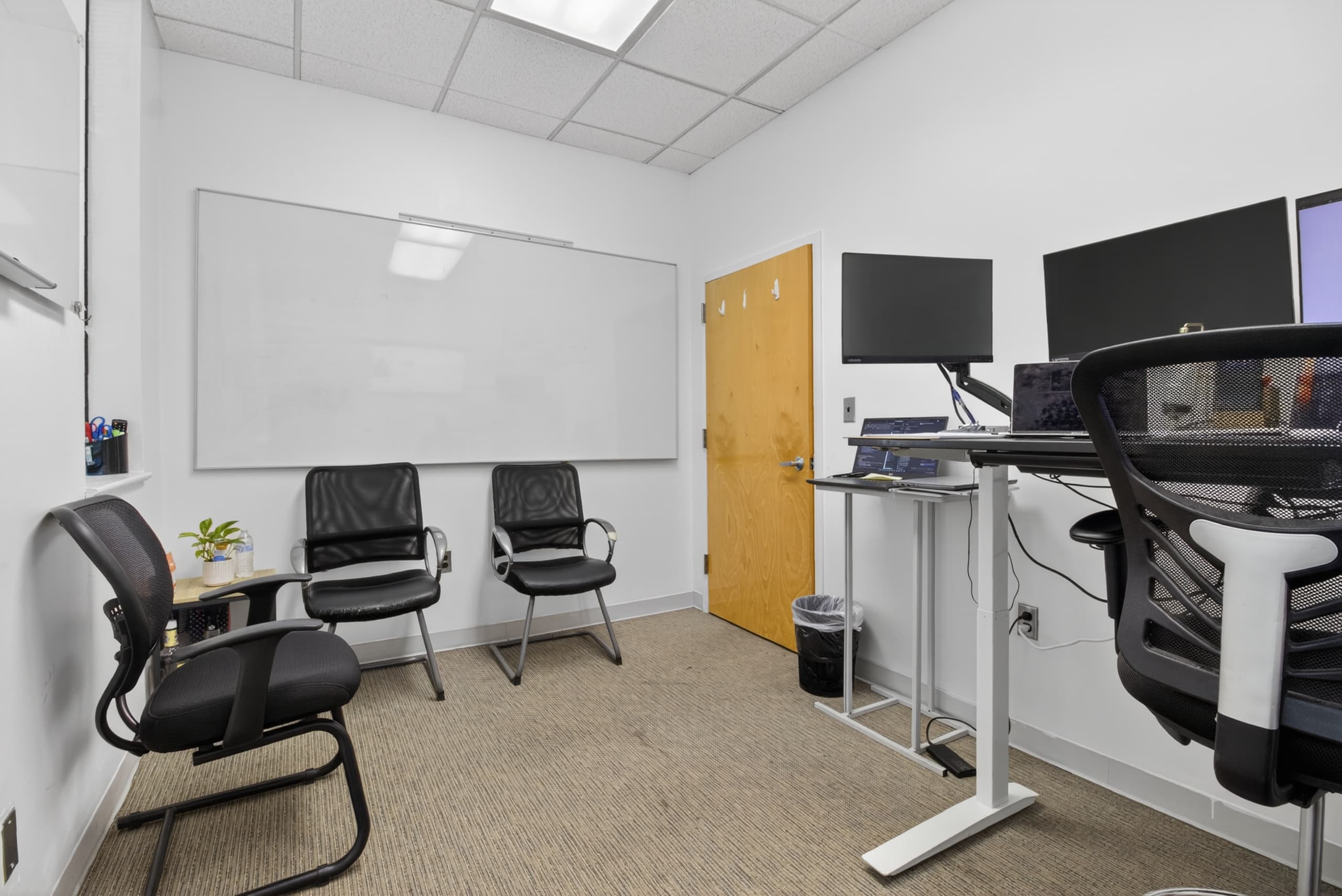 Private Office Room Private Office Room