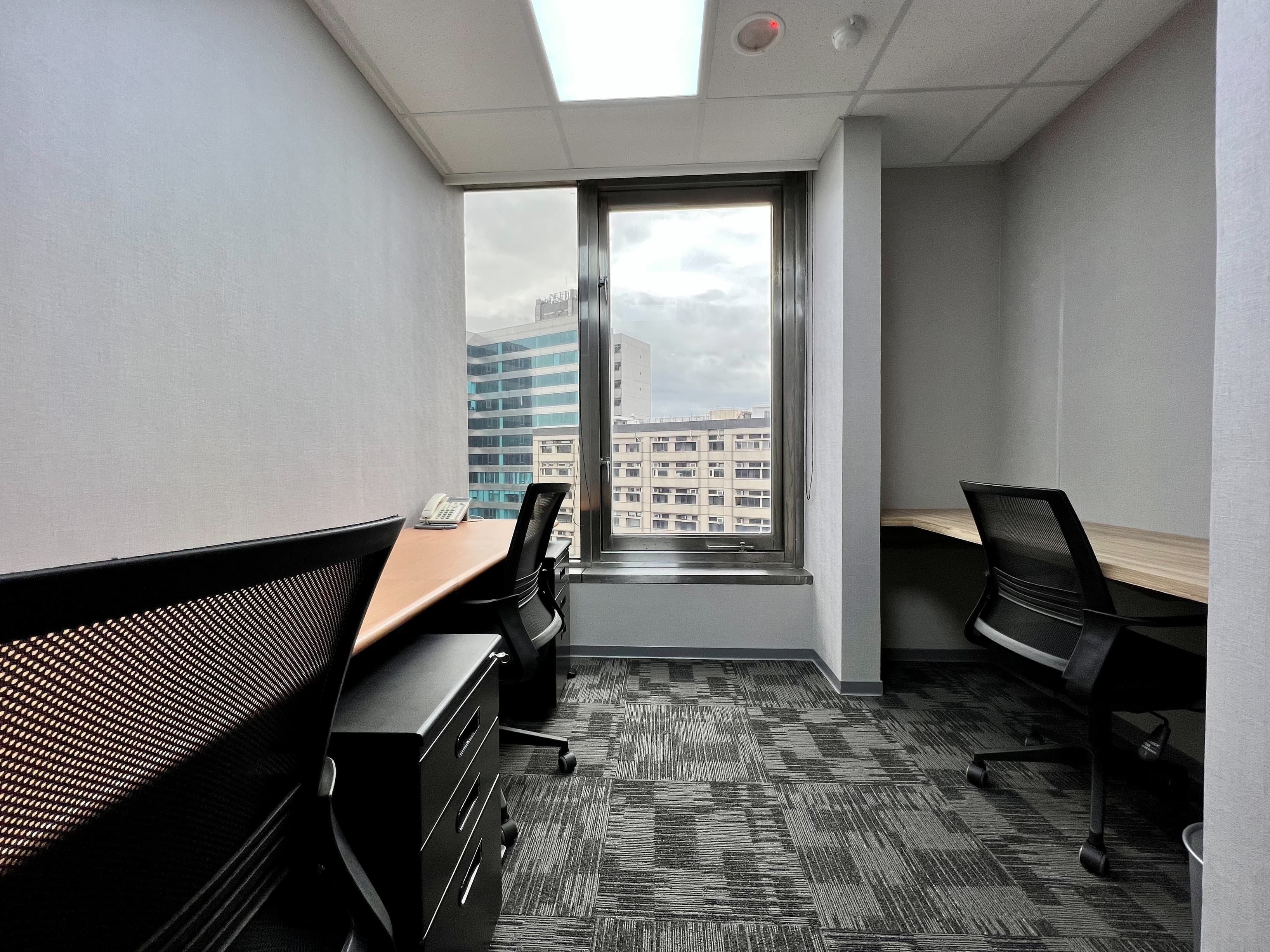 3-Person Office 3-Person Office