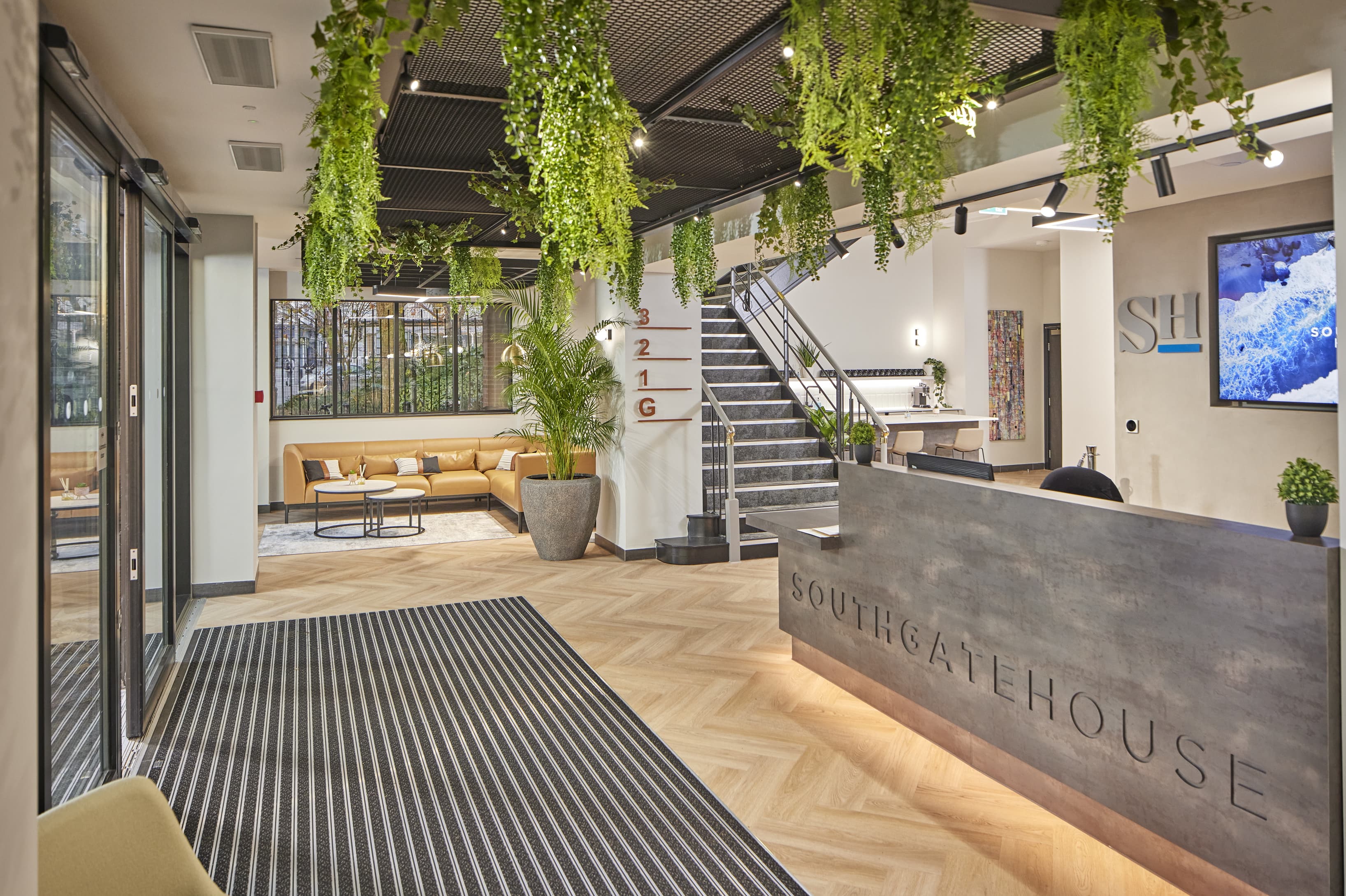 Reception Desk/Waiting Area.