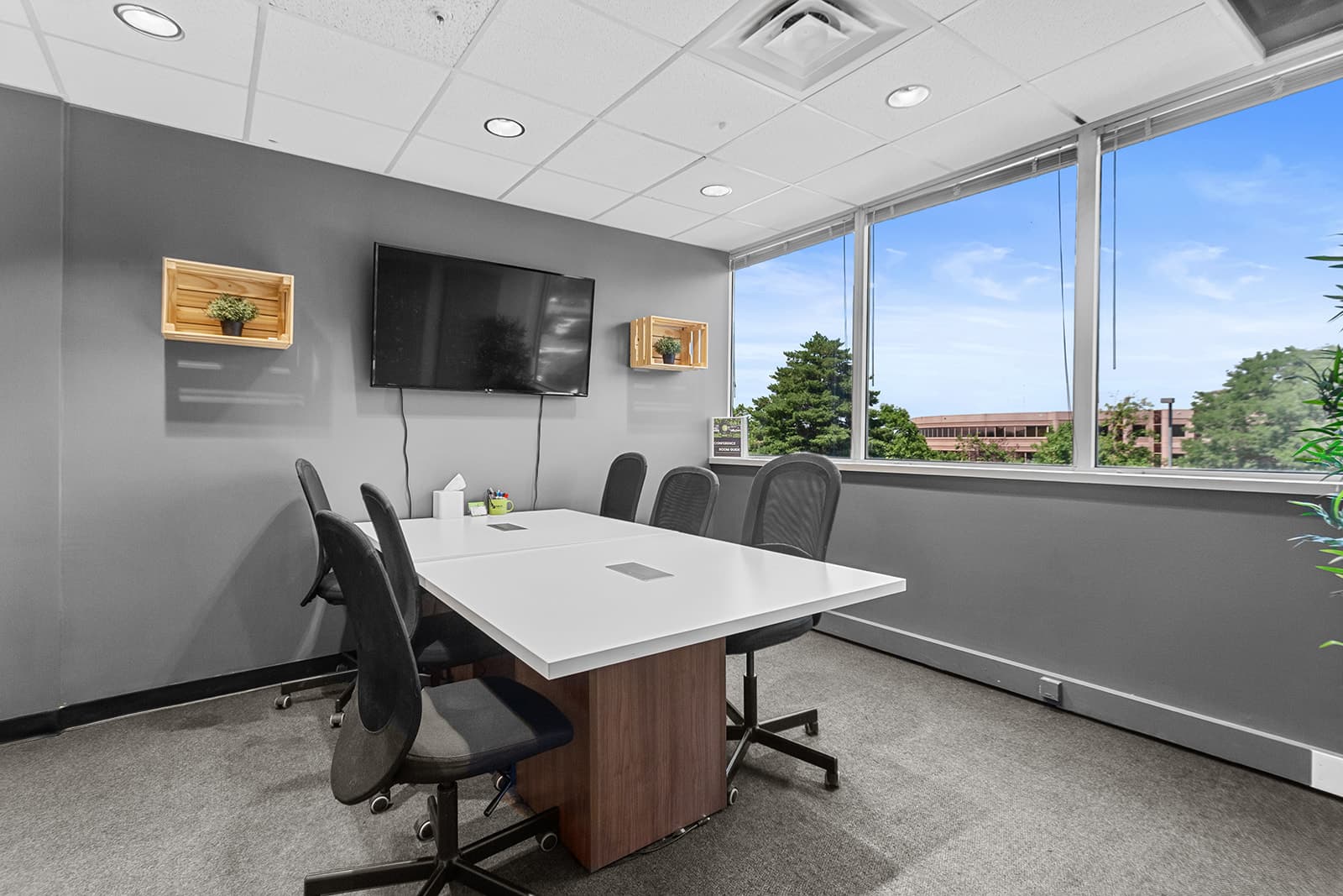 Huddle Room