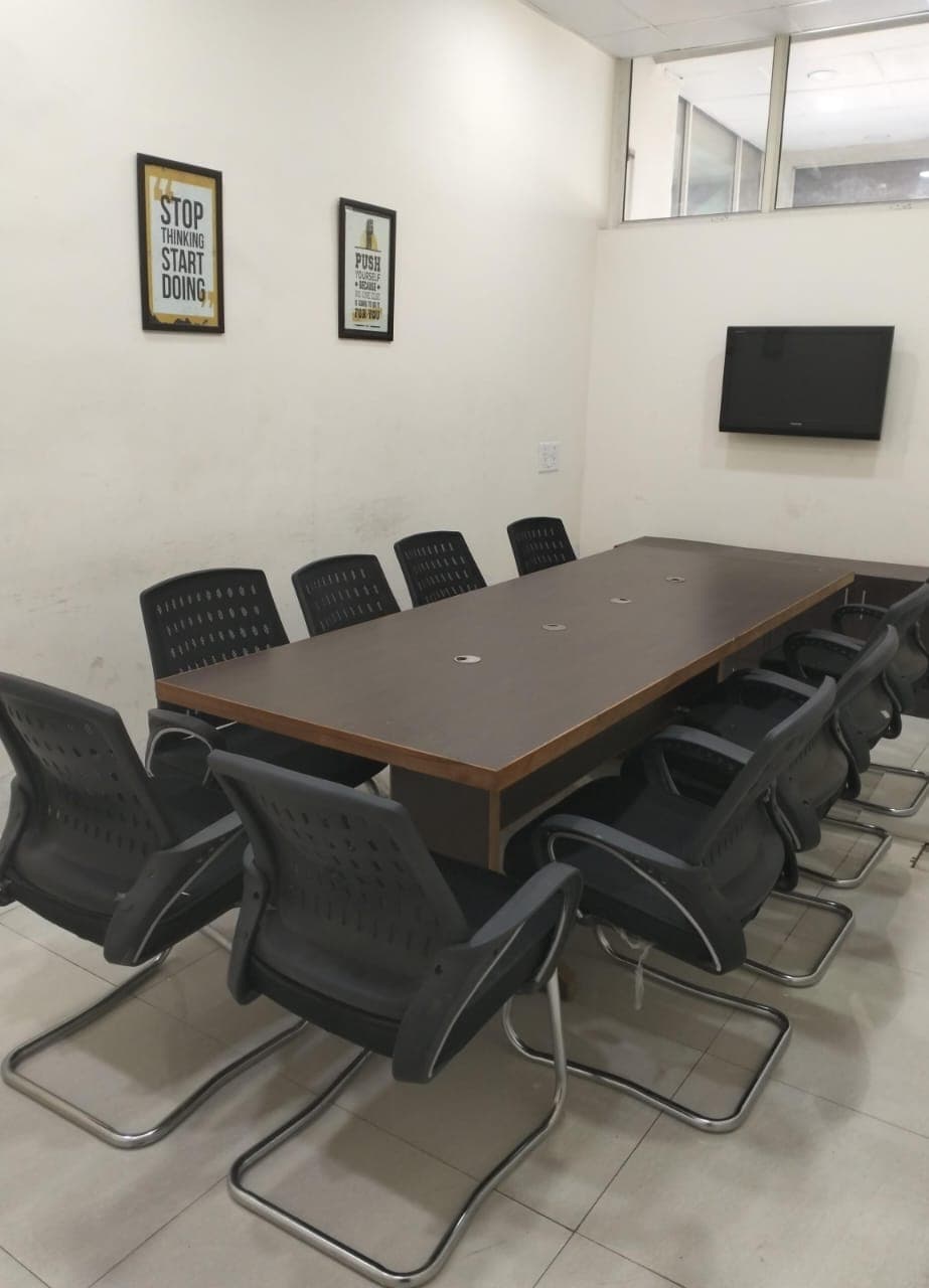 professional conference & meeting rooms with power backup professional conference & meeting rooms with power backup