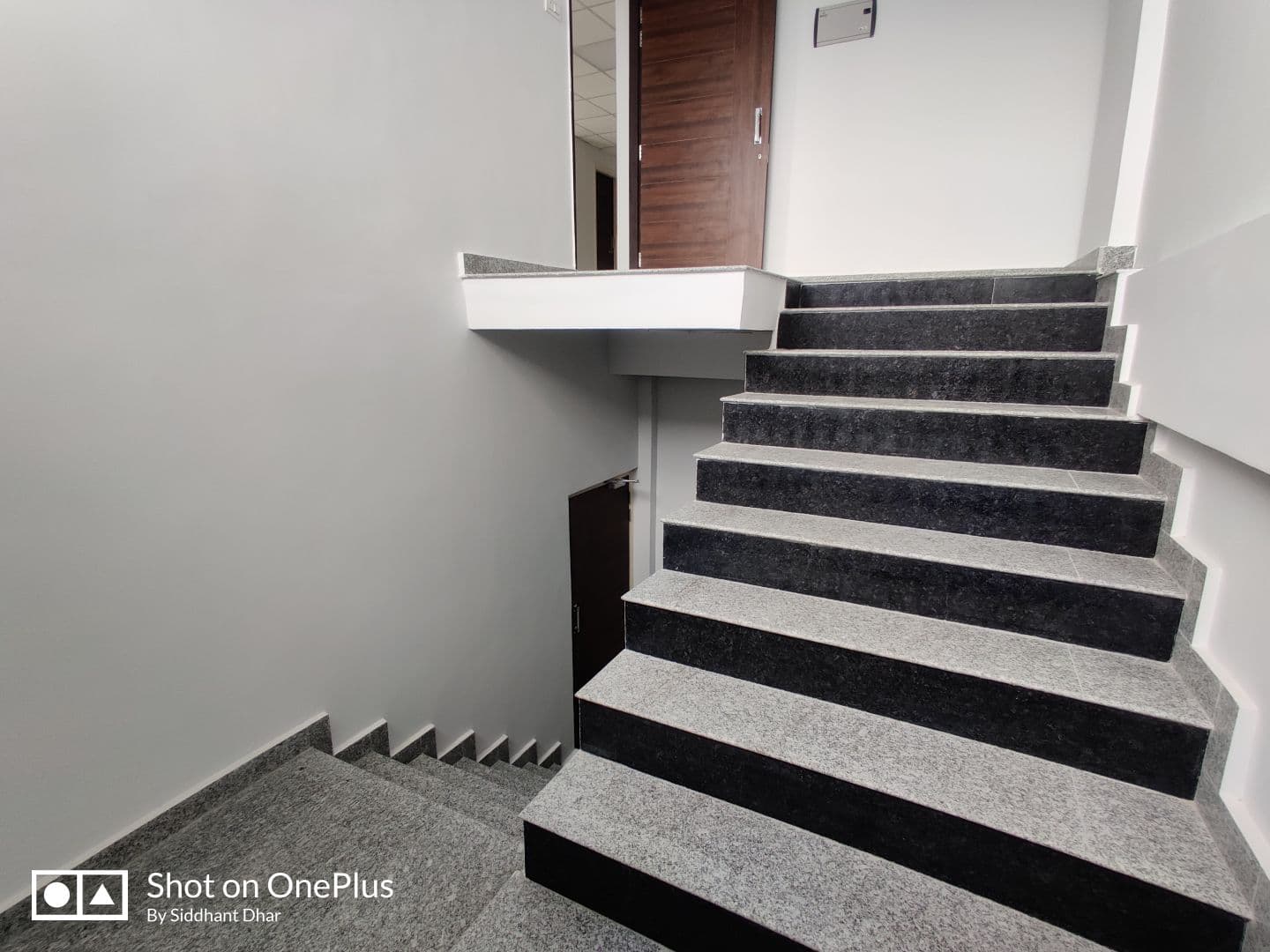 clean and well maintained multi floors access clean and well maintained multi floors access