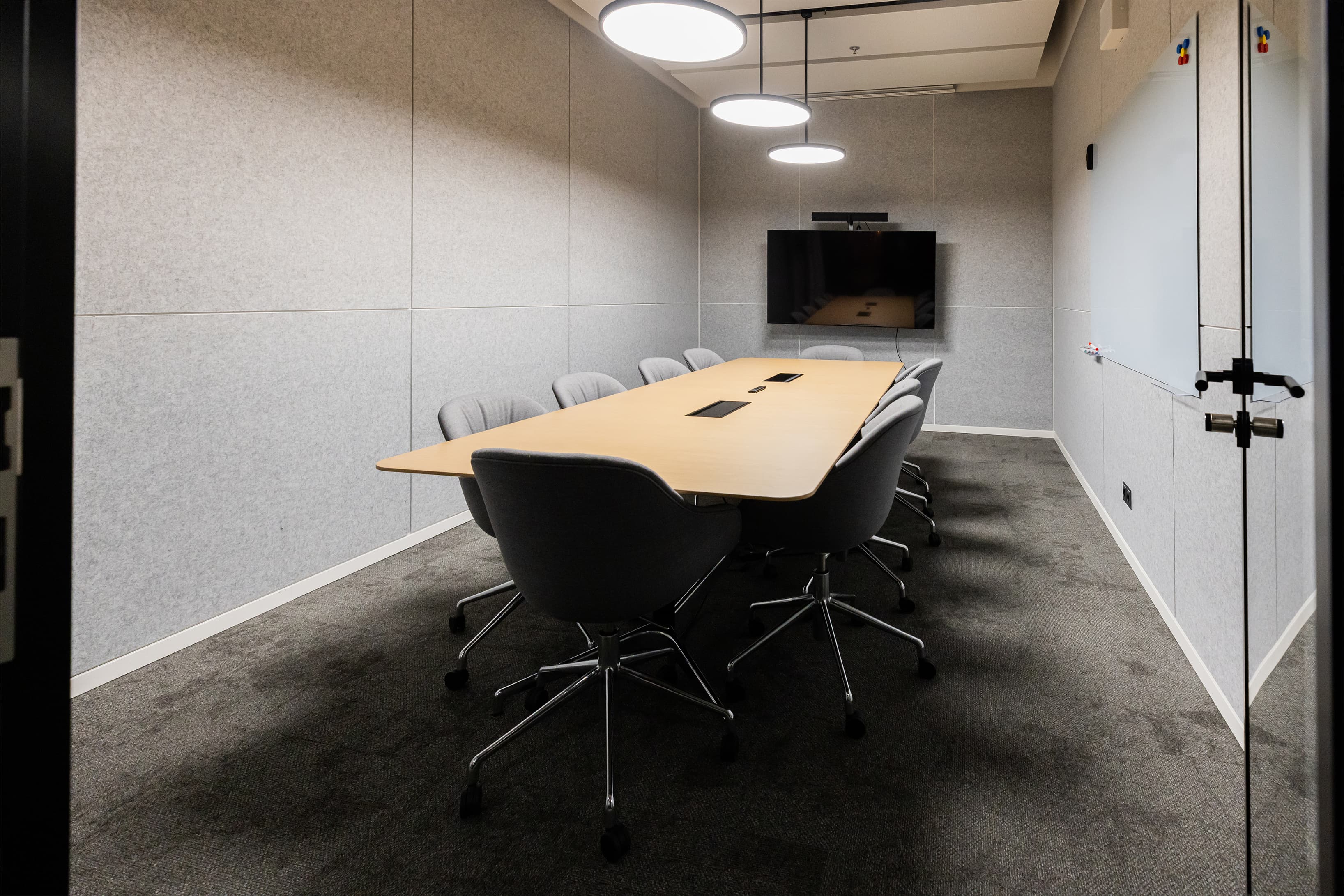 meetingroom meetingroom