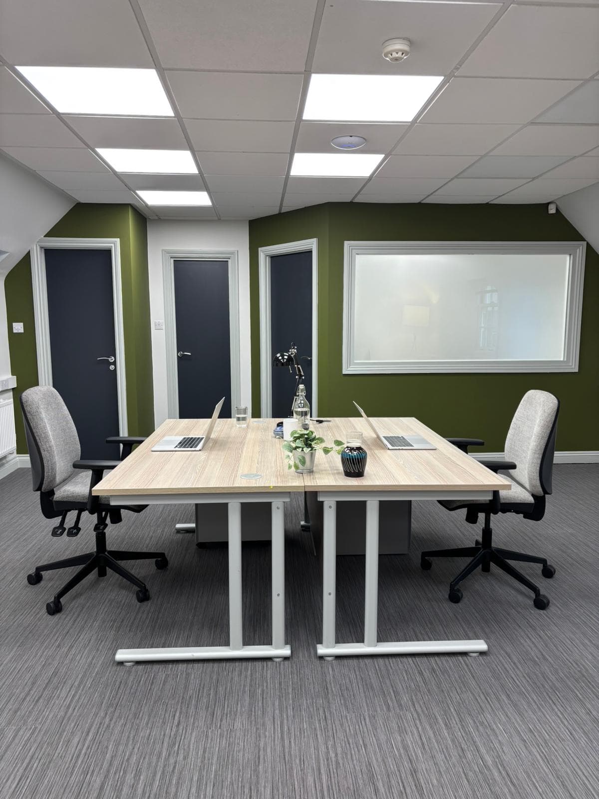 Recently refurbished office space, Towcester