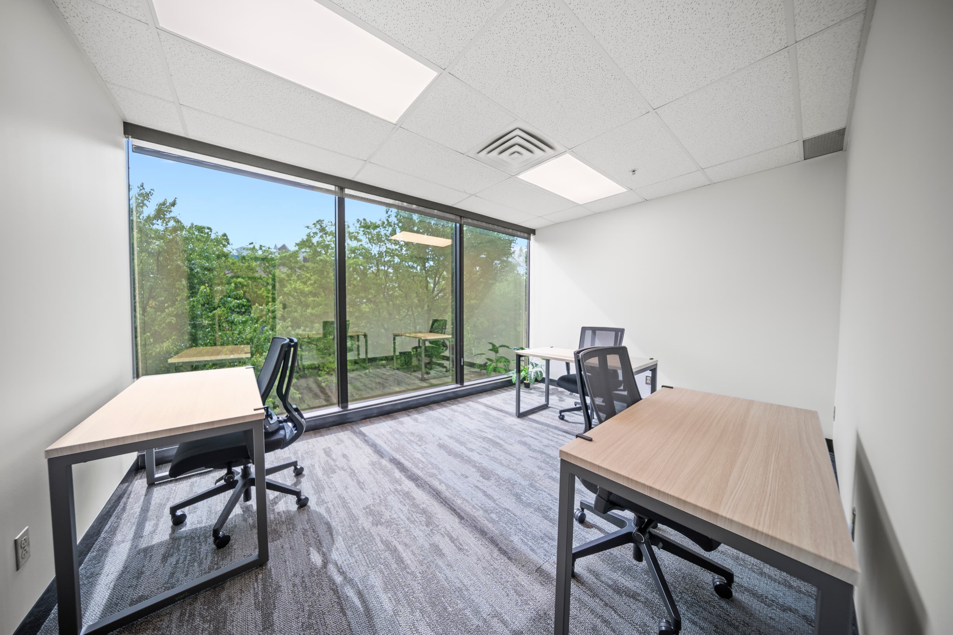 3-person office