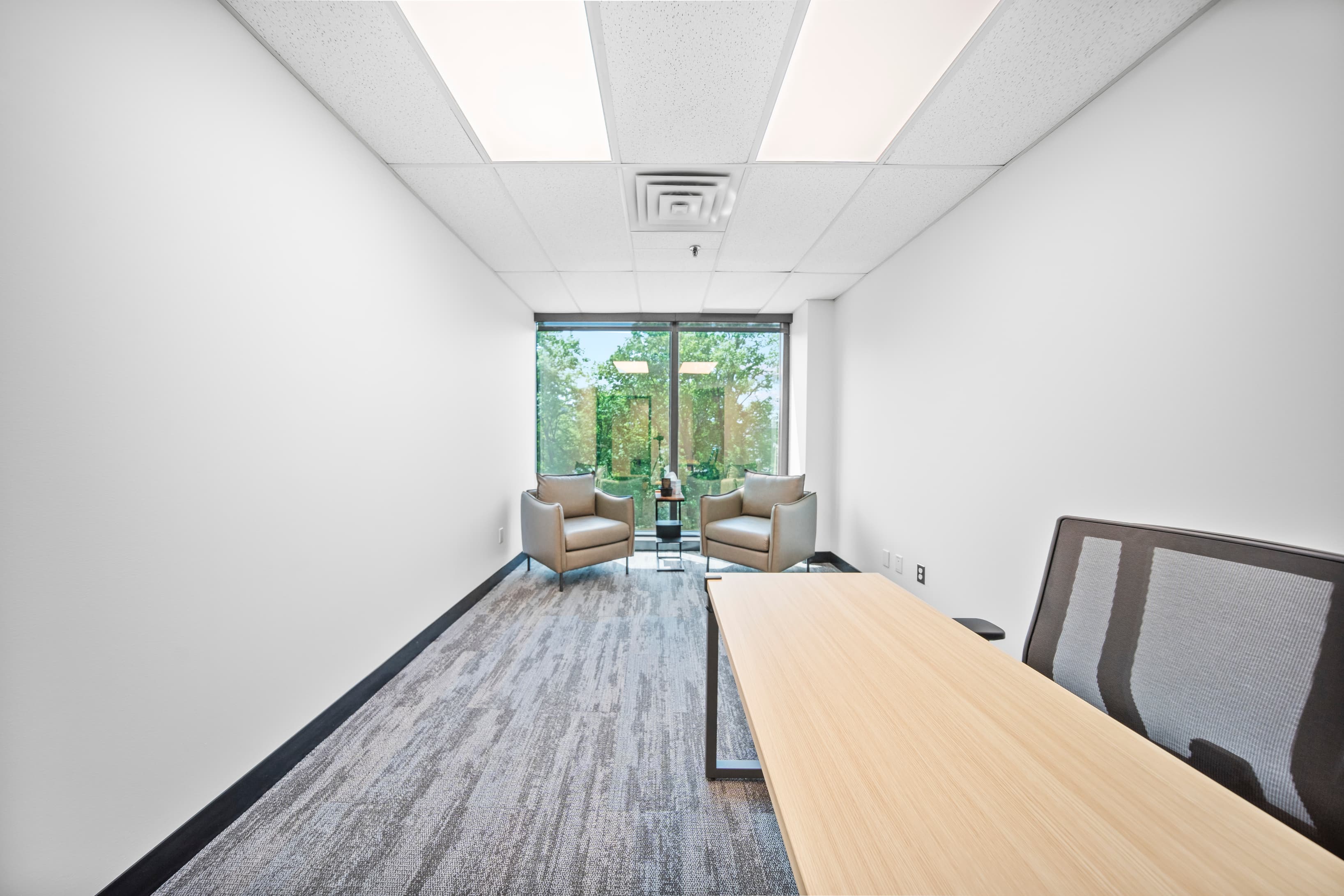 3-person office