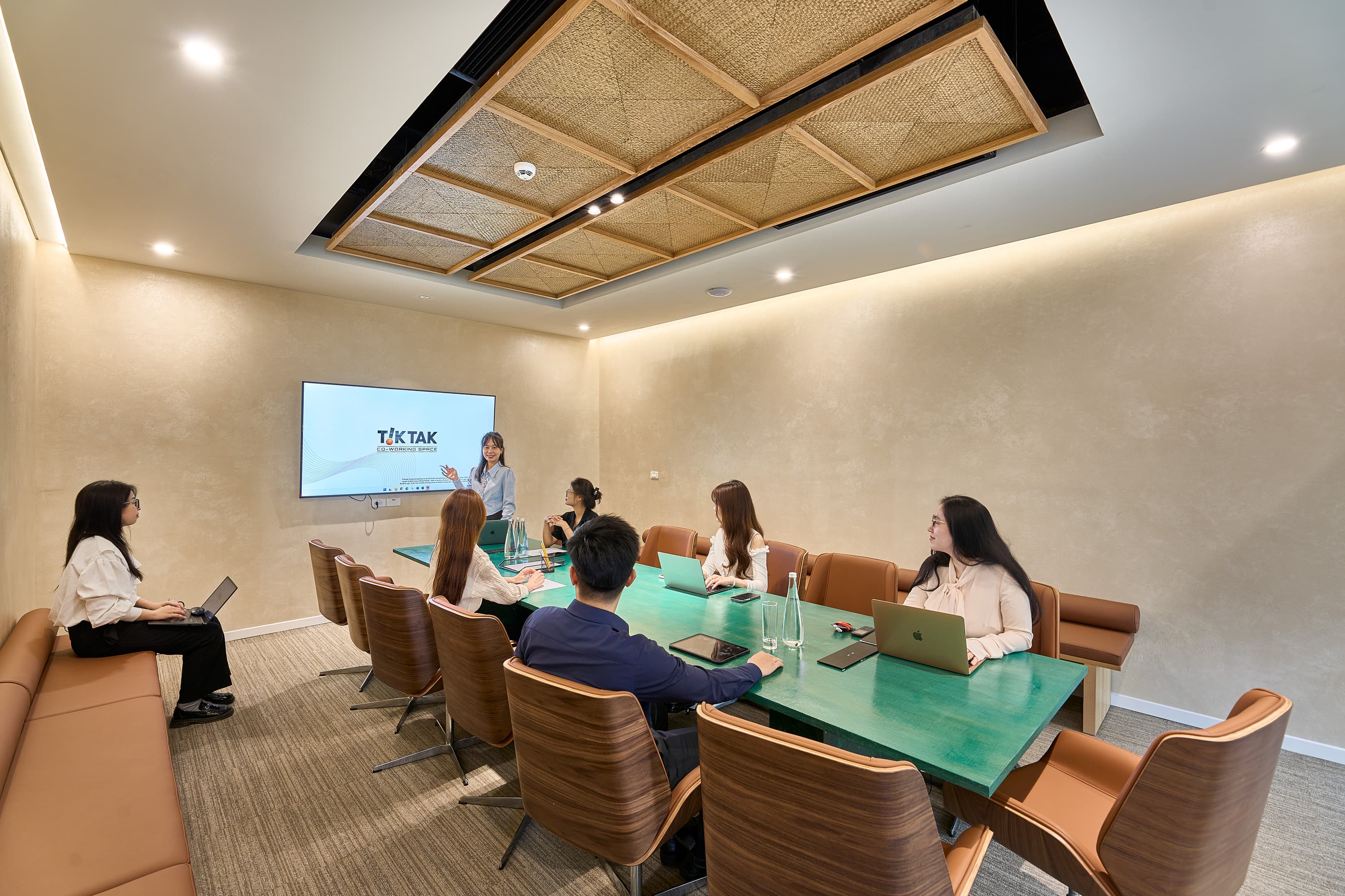Meeting room Meeting room