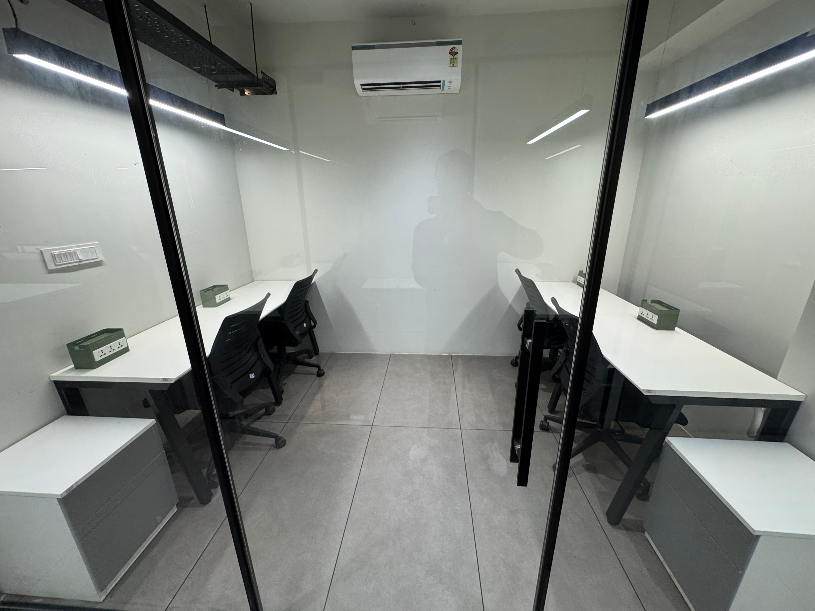 4-Seater Private Cabins 4-Seater Private Cabins