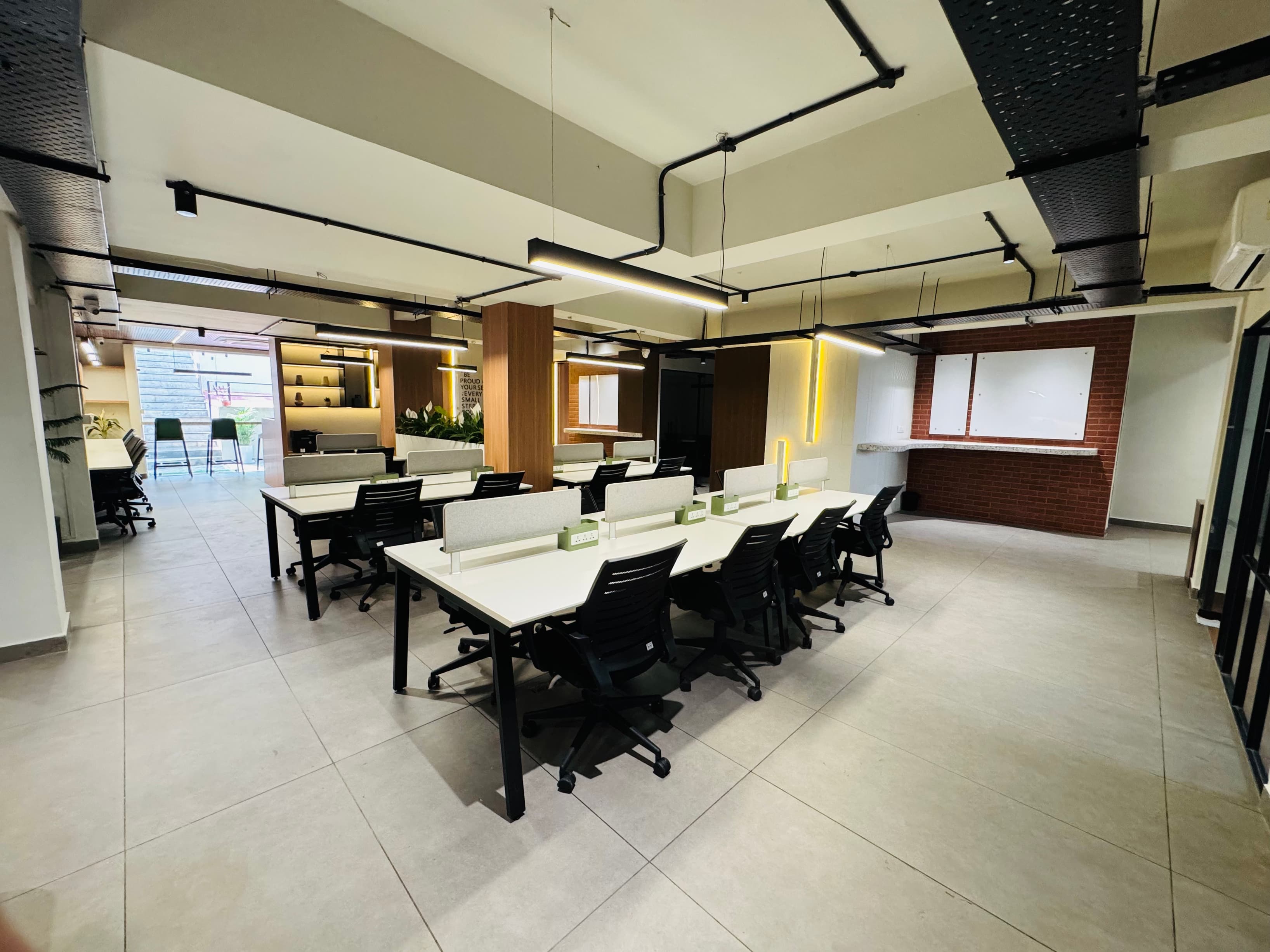 Open Desk Area Open Desk Area