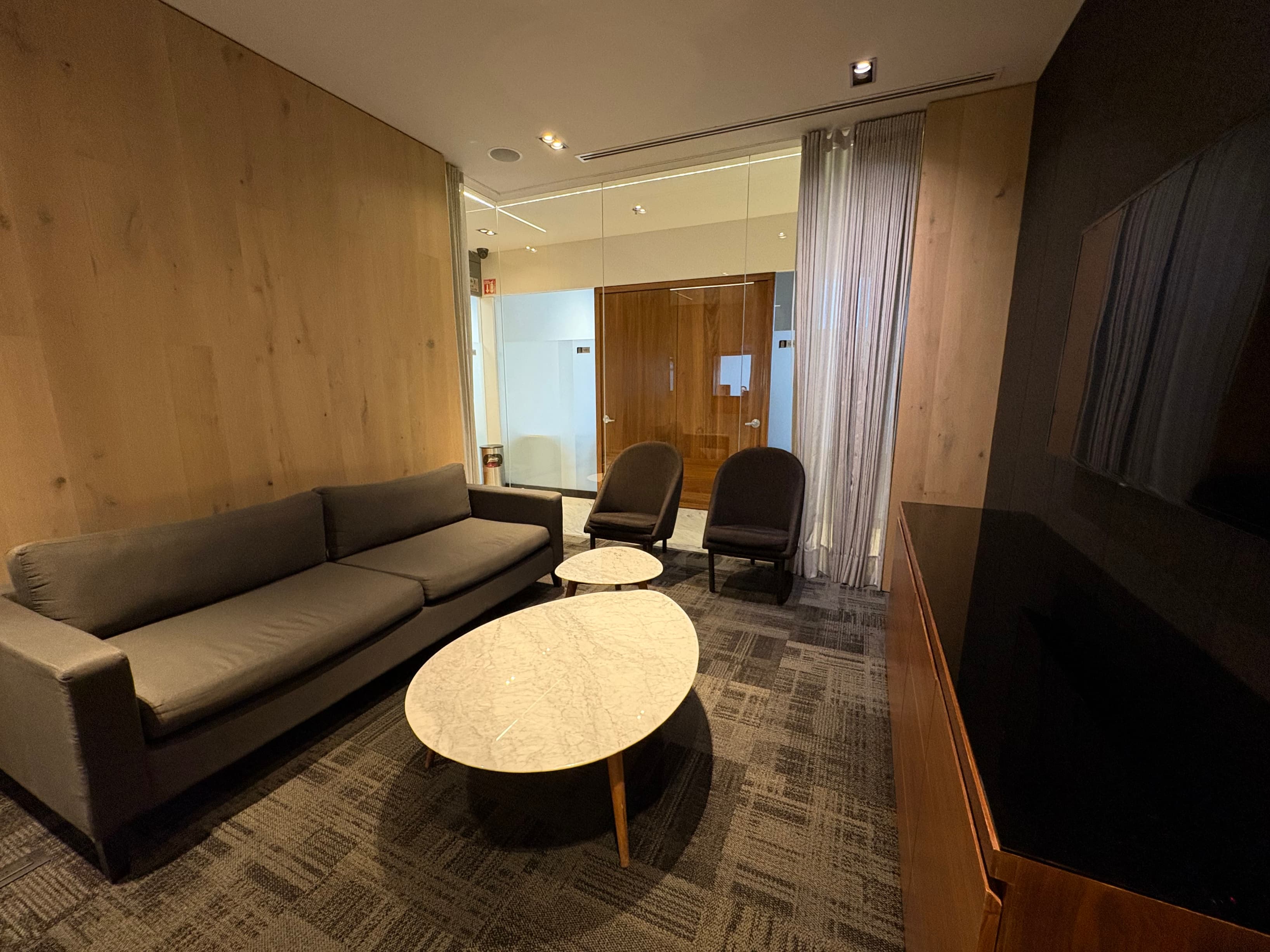 Learn about memberships designed for professionals who need access to IZA locations in Mexico.