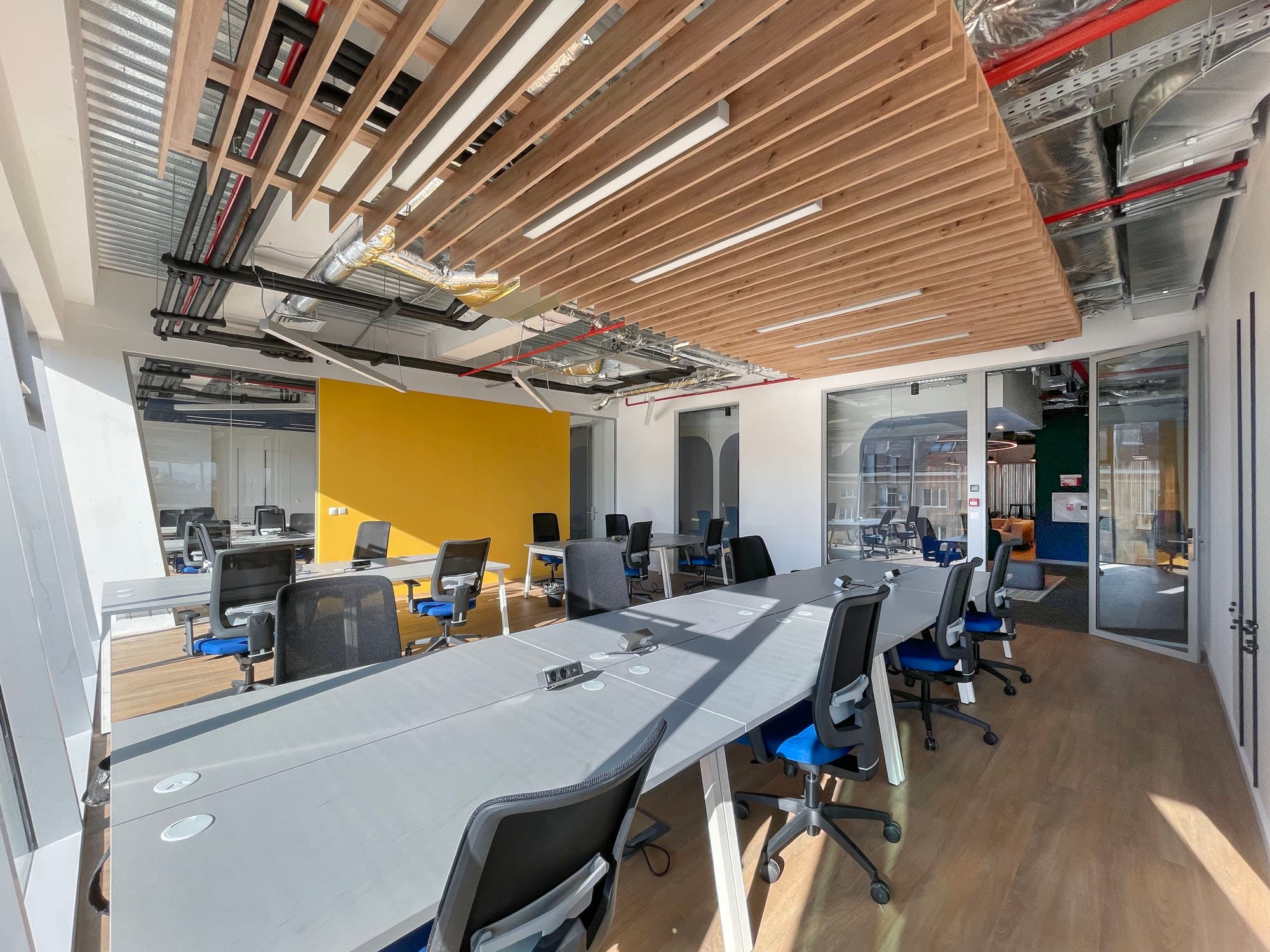 private office for 16