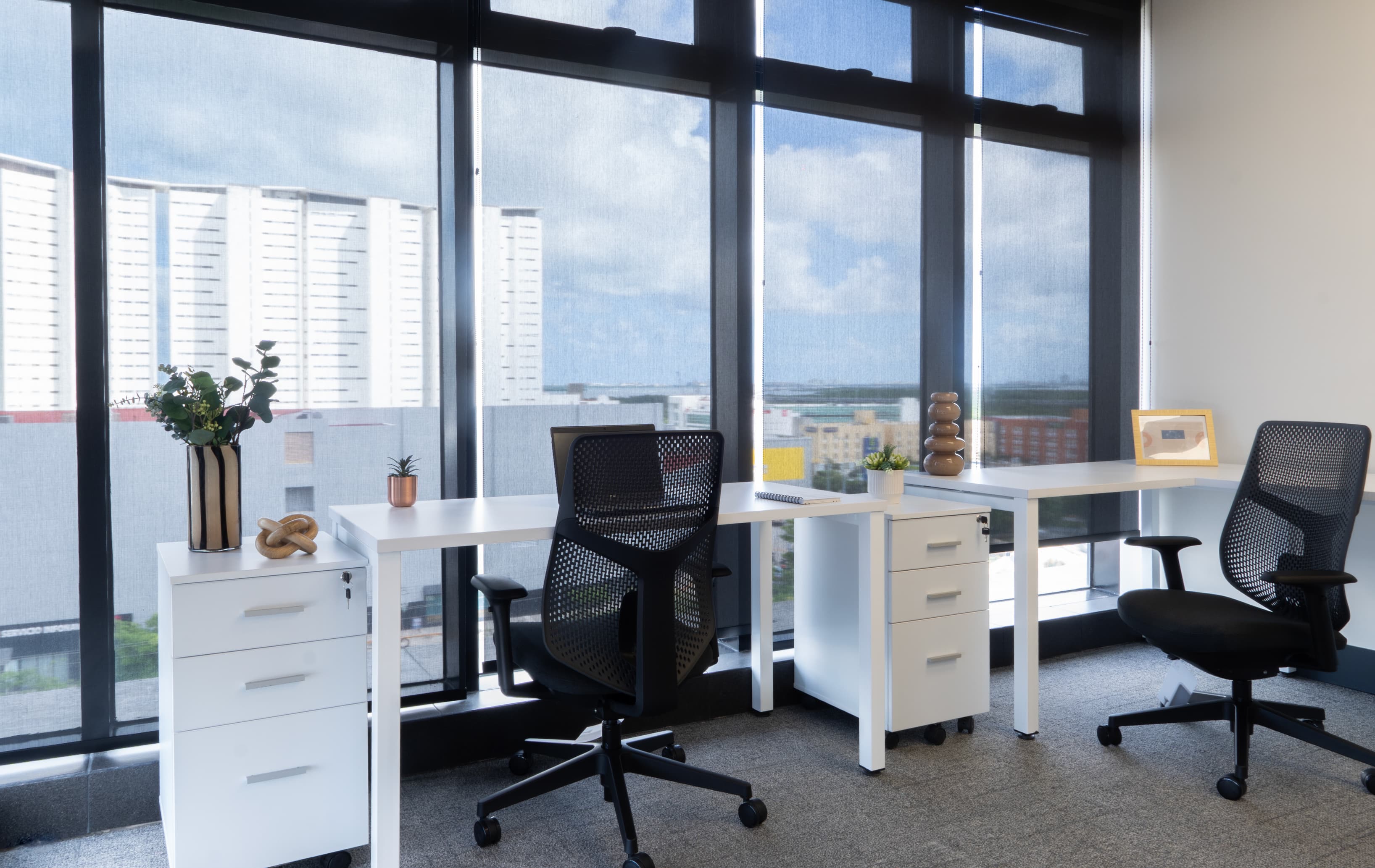 Offices that adapt to the needs of your company. Offices that adapt to the needs of your company.
