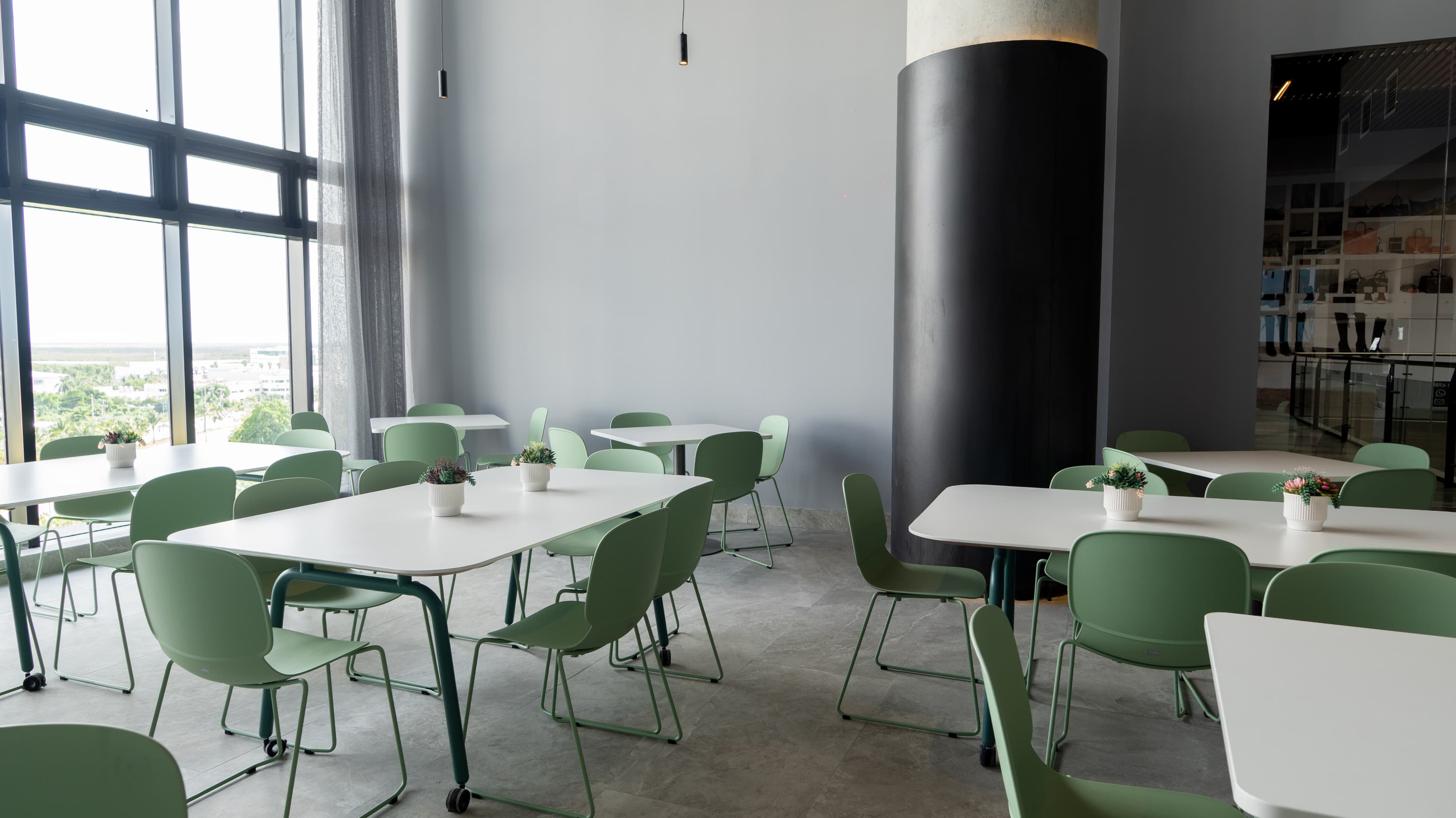 Offices that adapt to the needs of your company. Offices that adapt to the needs of your company.