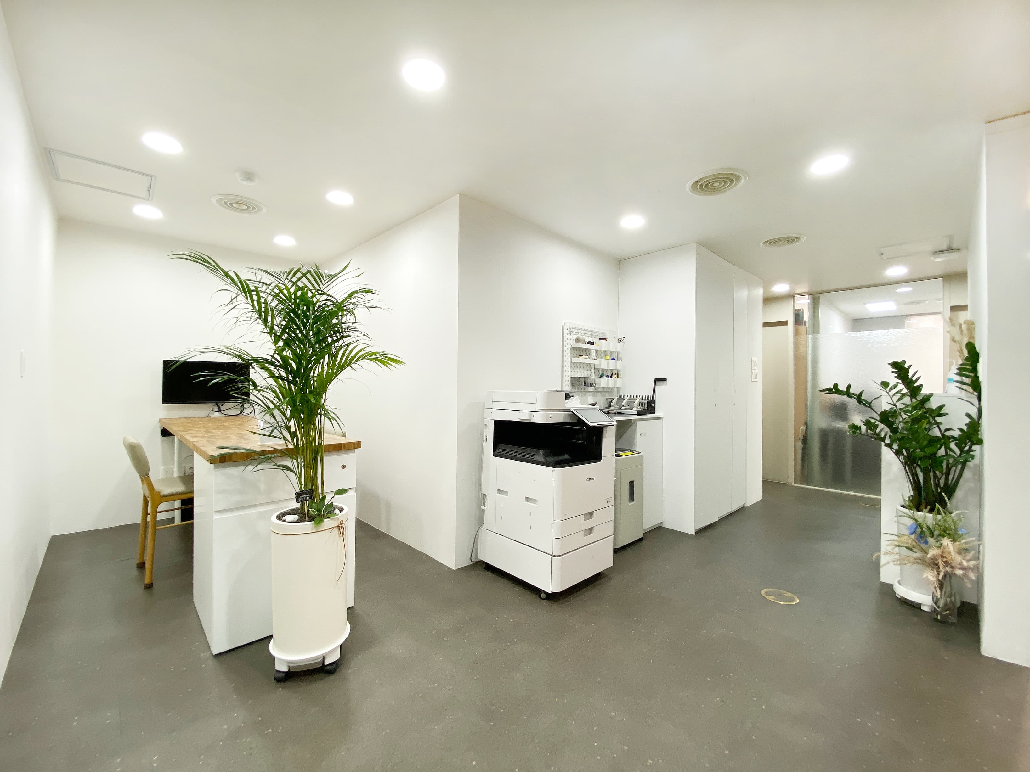 OA & Semi meeting room