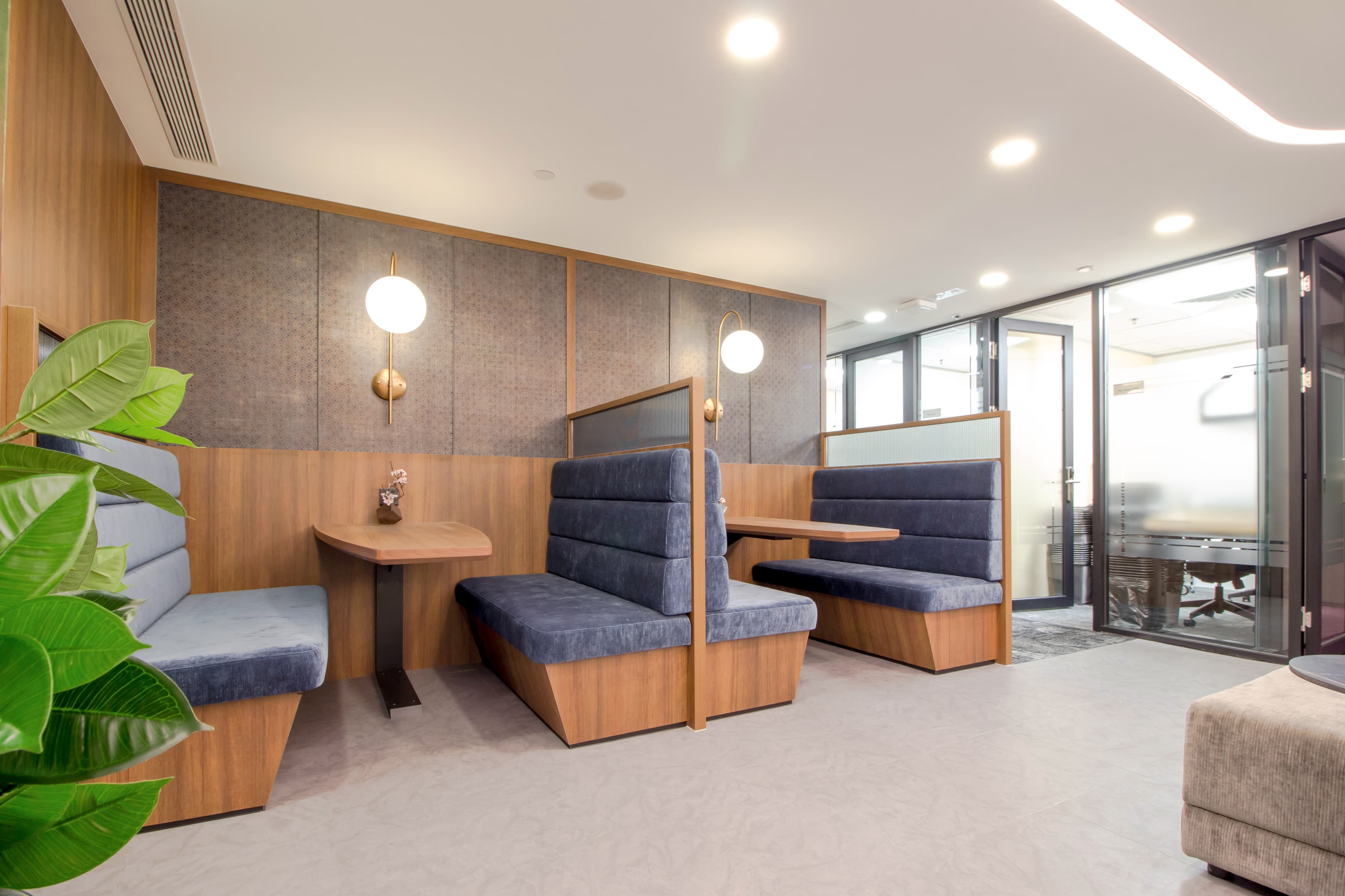 Breakout/Lounge Space