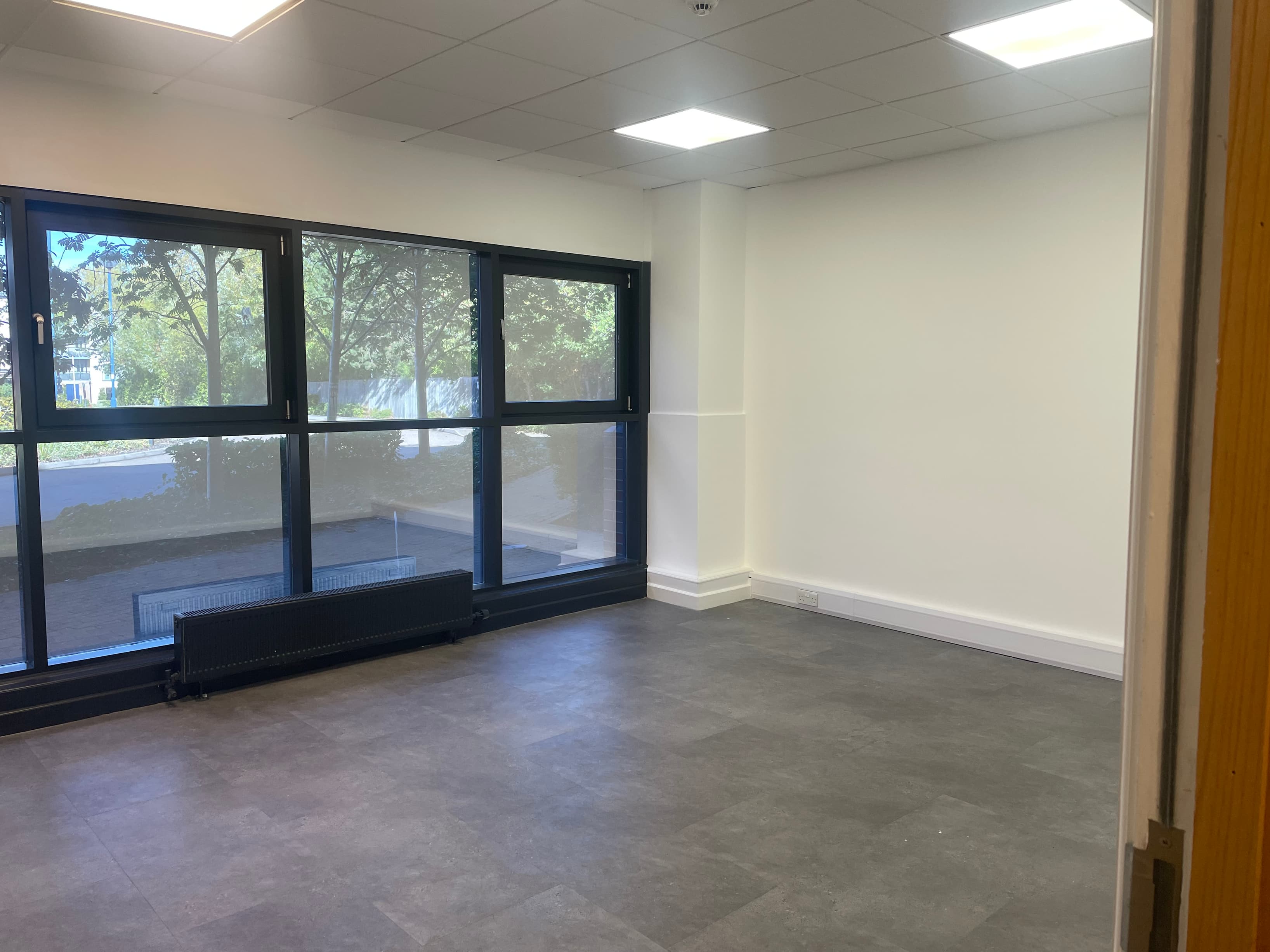 Medium Office - SE View