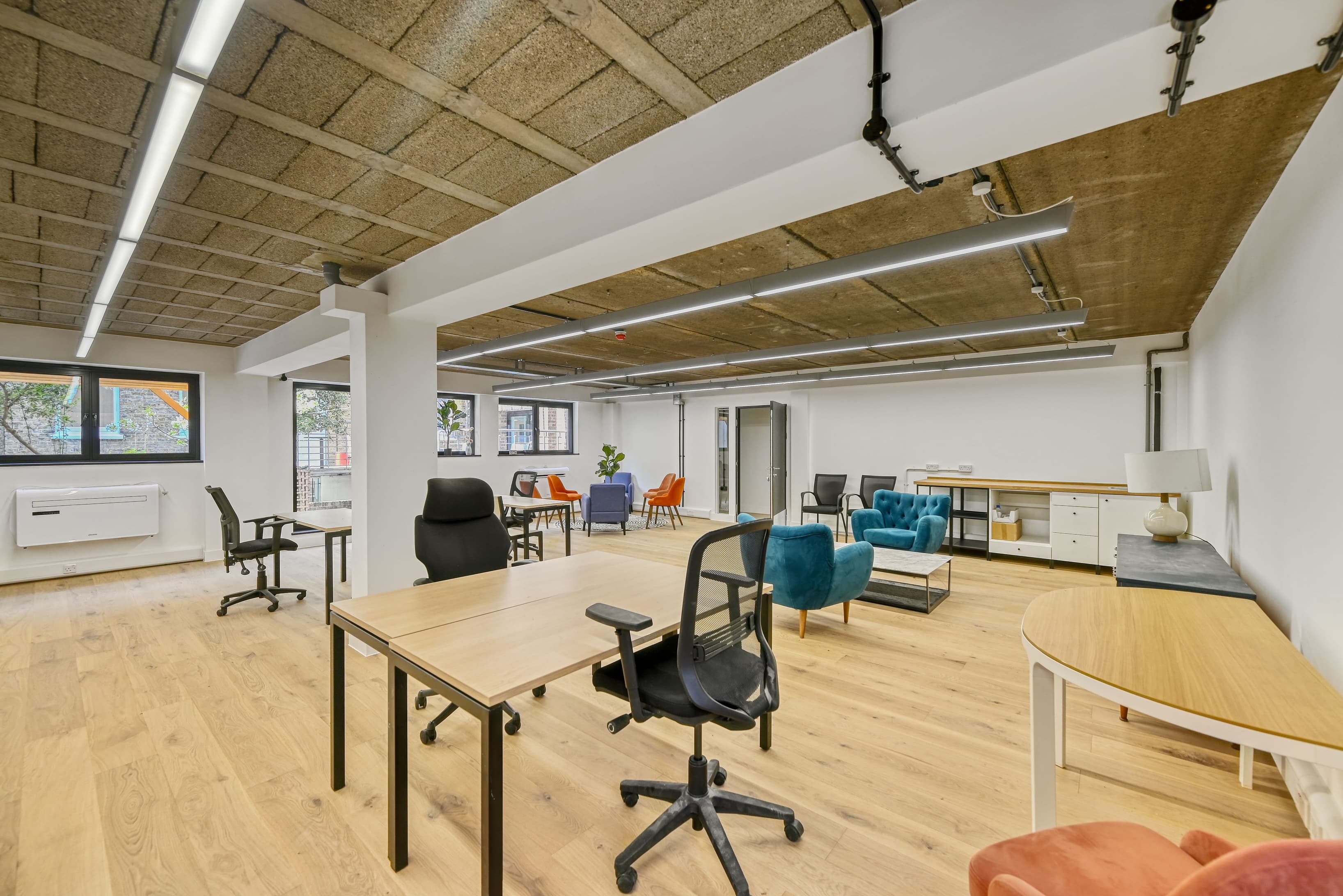Office suite 1 total of 20 office suites