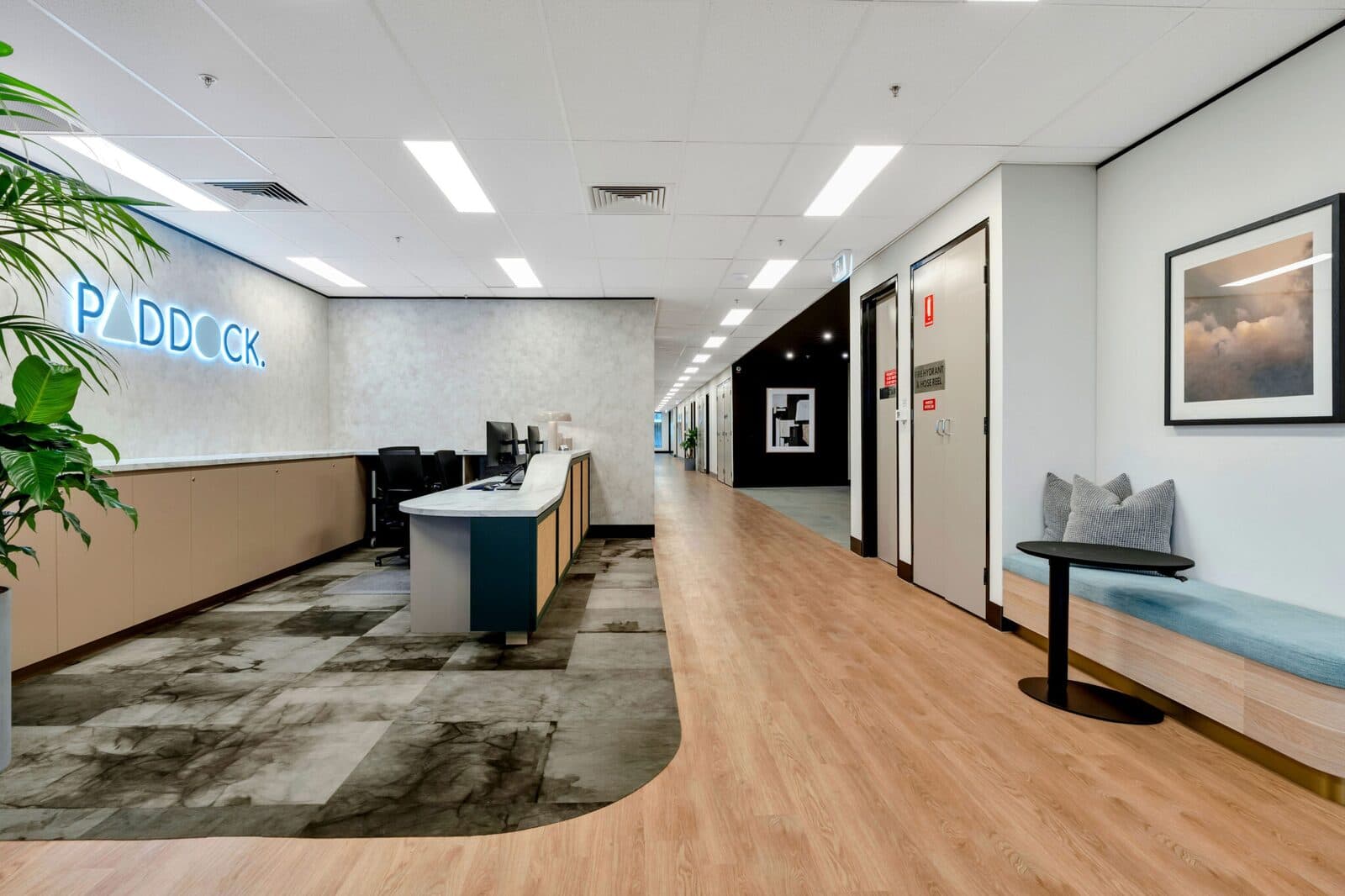 Entrance and service desk at Paddock Offices Melbourne, Level 7, 570 St Kilda Road