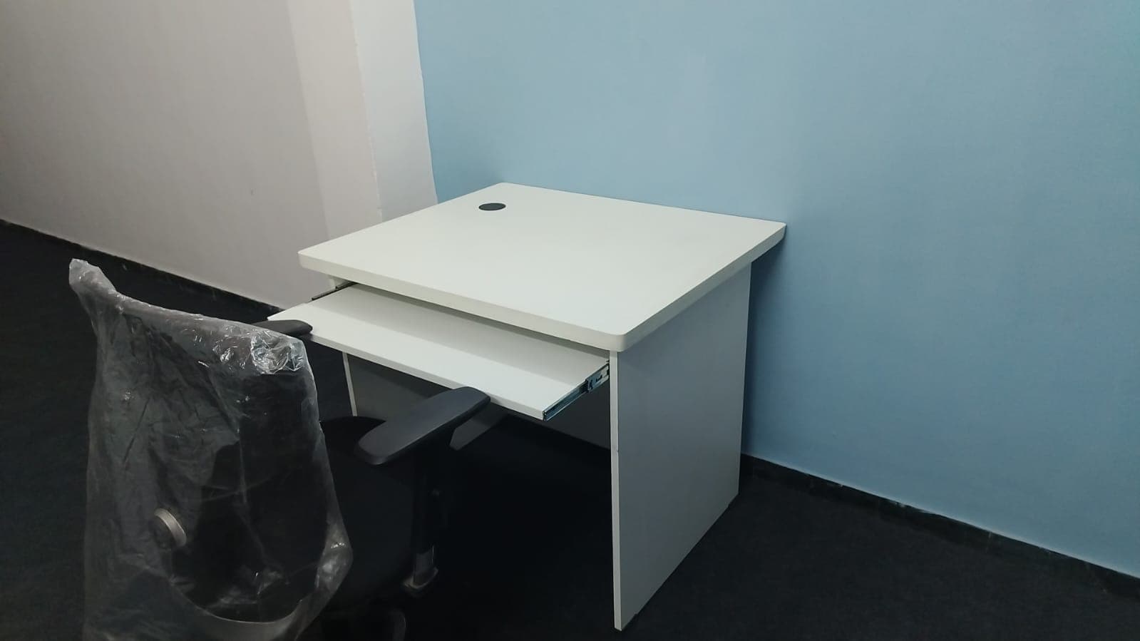 Individual Desk