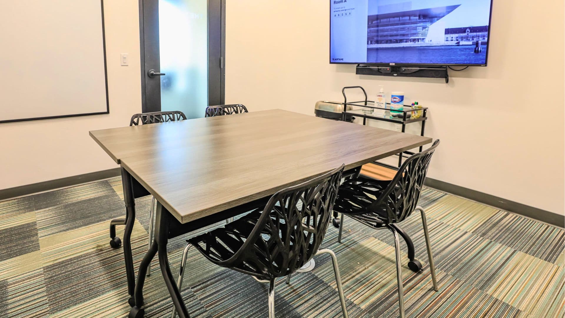 Meeting Room Meeting Room