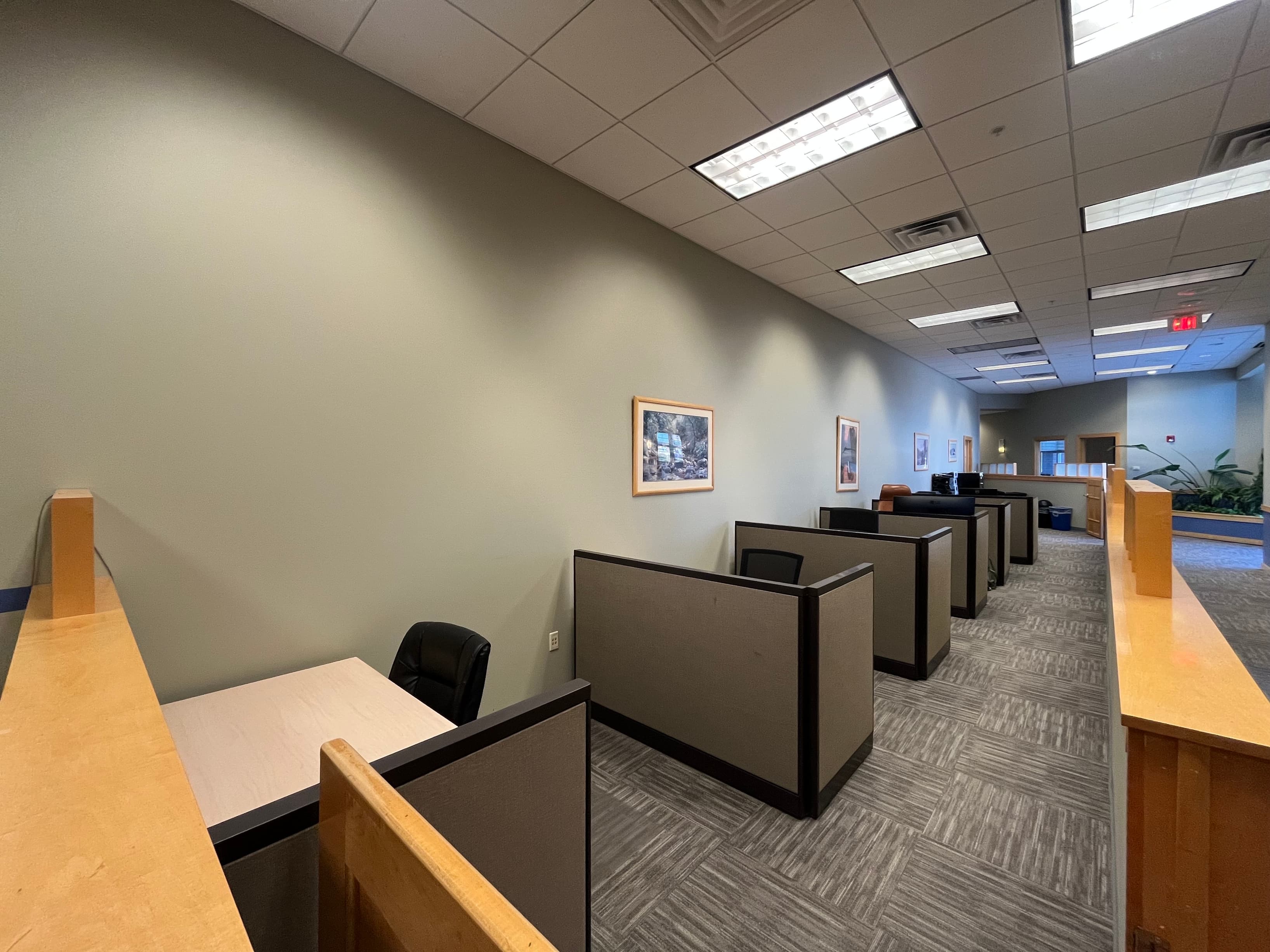 Dedicated desks Dedicated desks