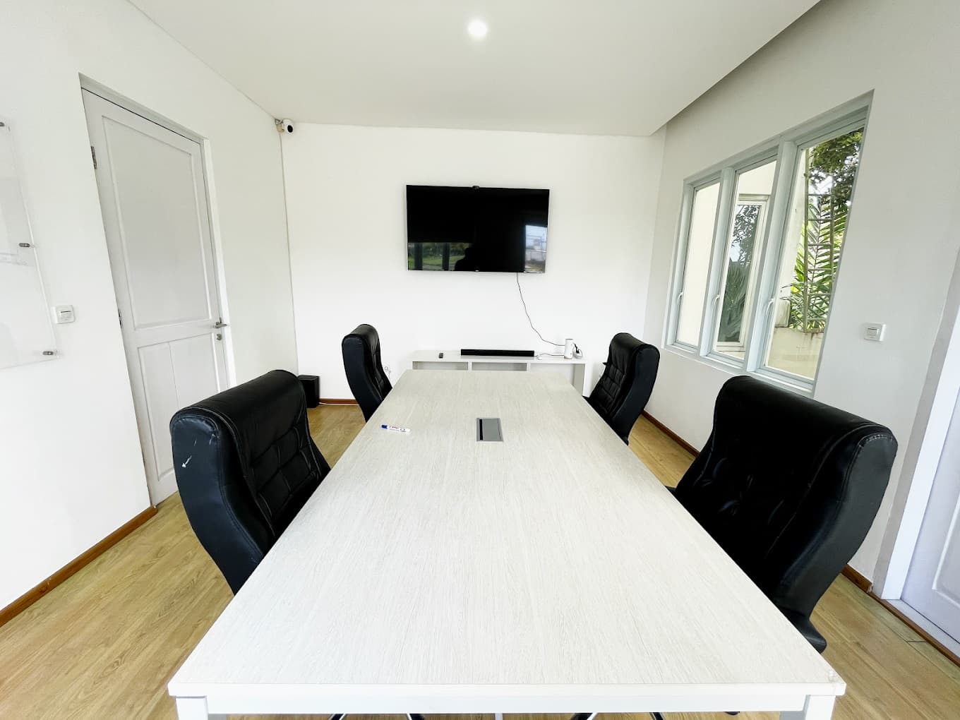 Private office 2 with AC