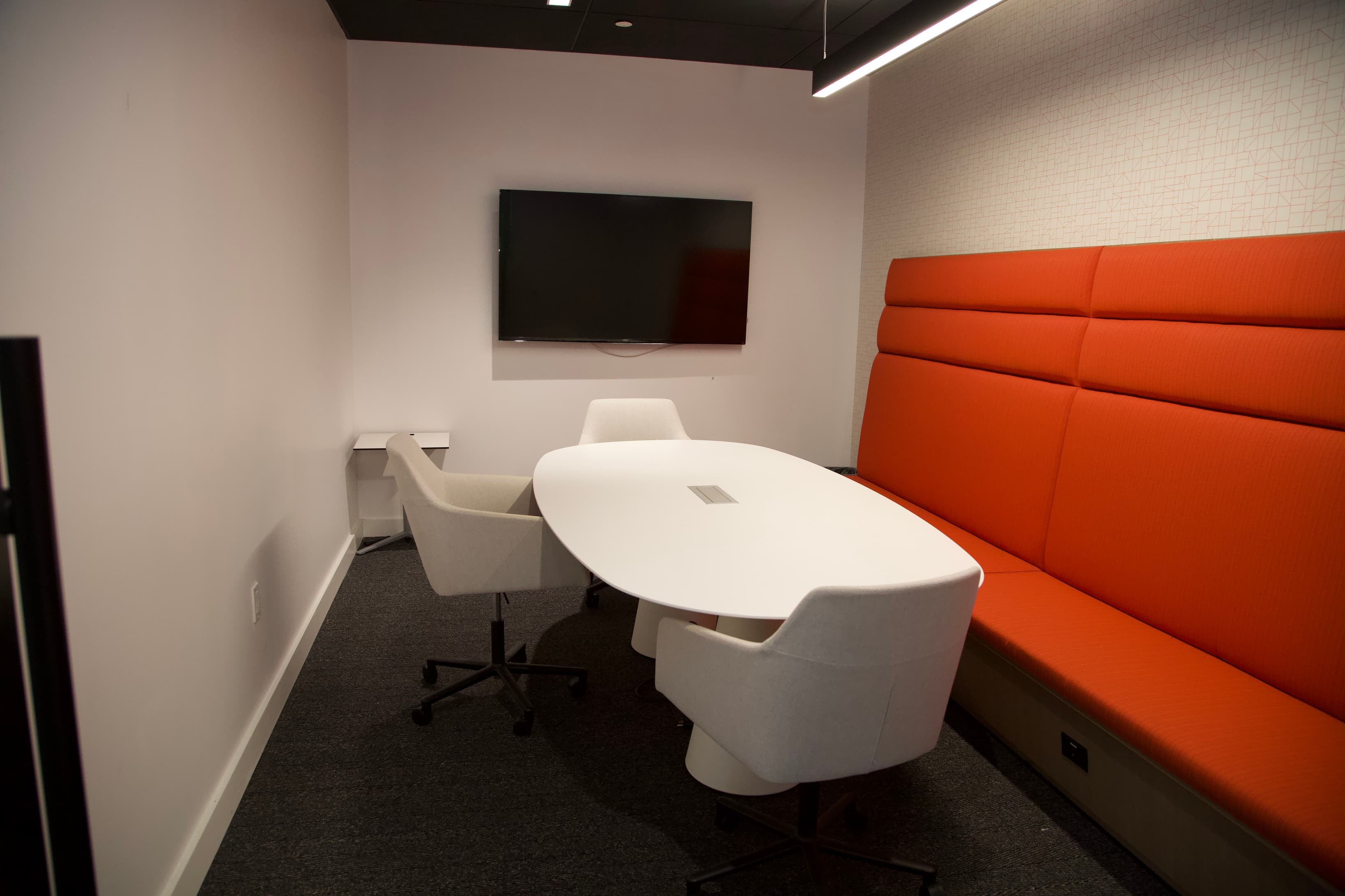 Meeting Room 1106