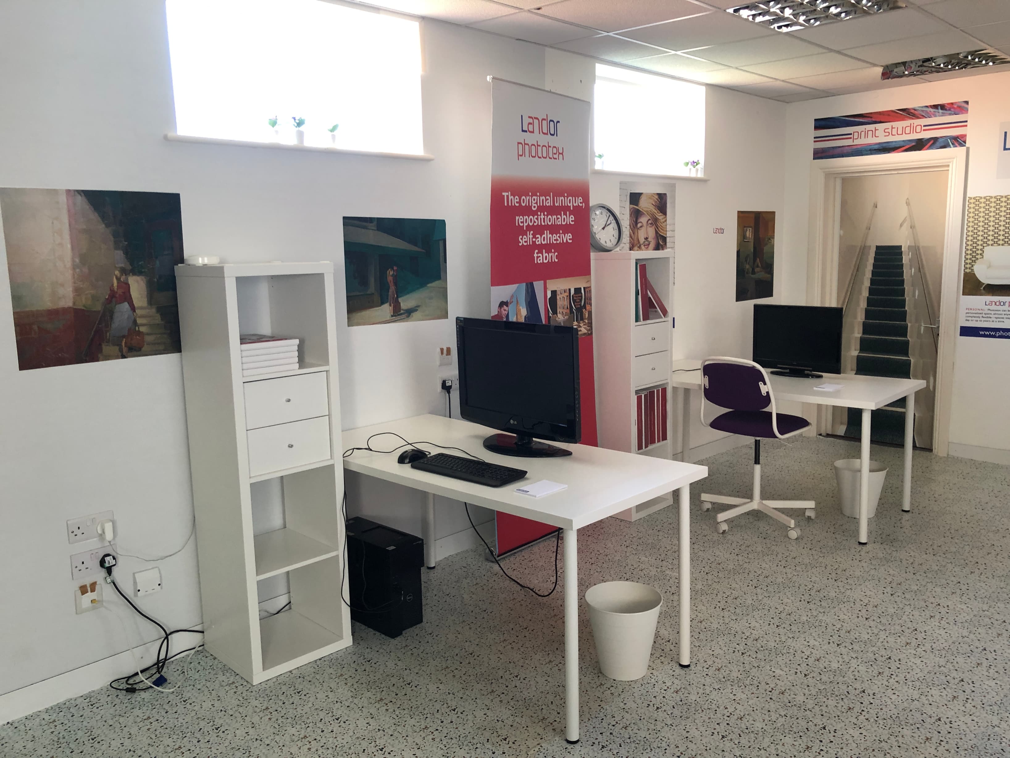 Co-Working Desks