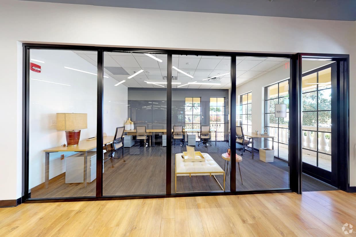 Private Office Private Office