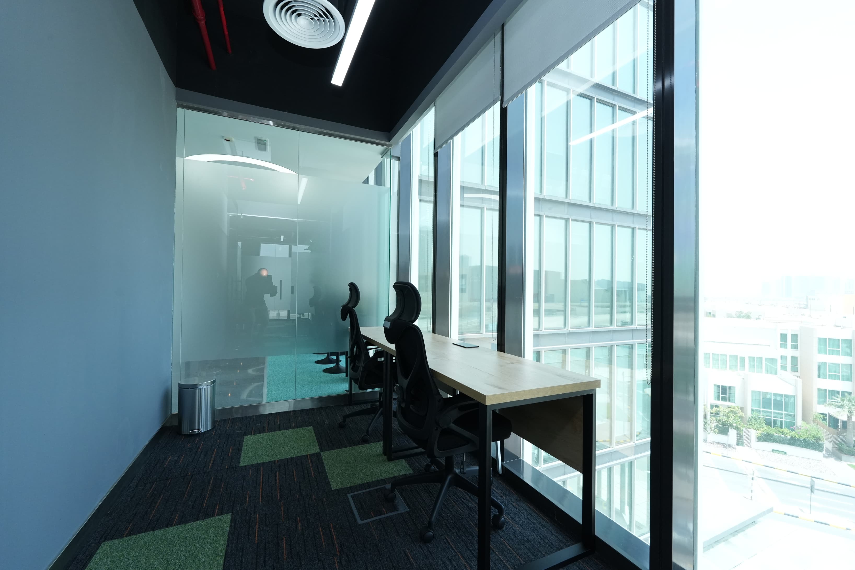 2-Desk Office