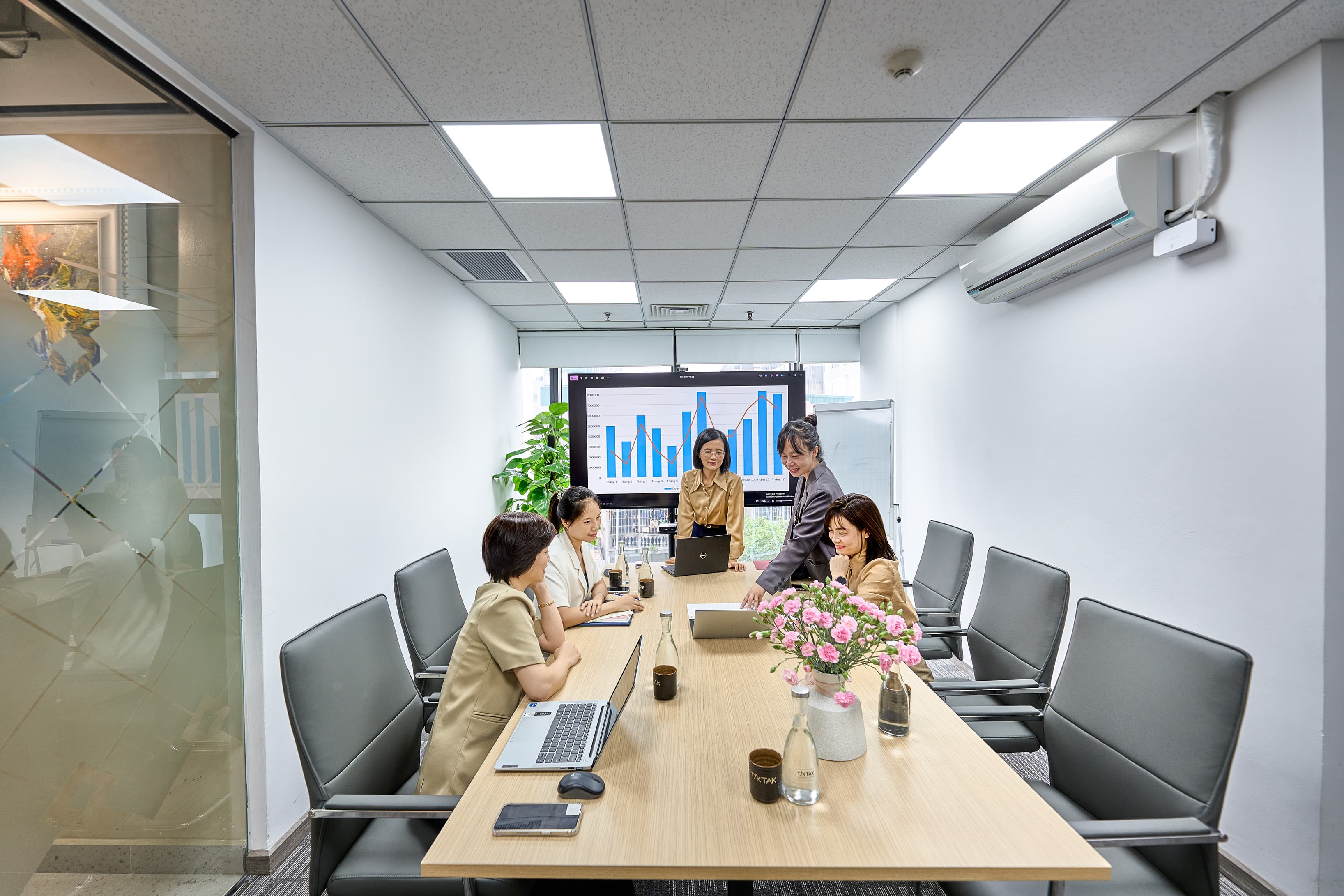 Small Meeting Room Small Meeting Room
