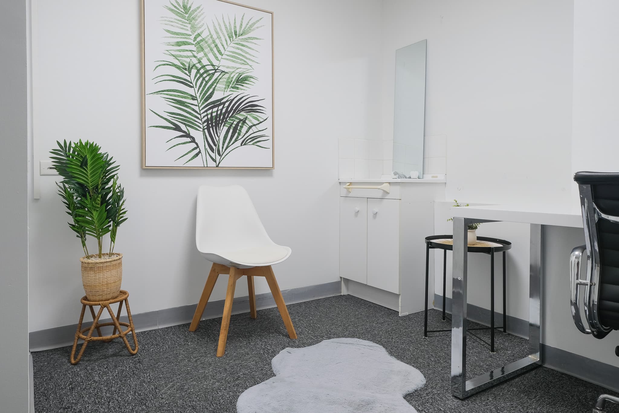 Private office with Sink