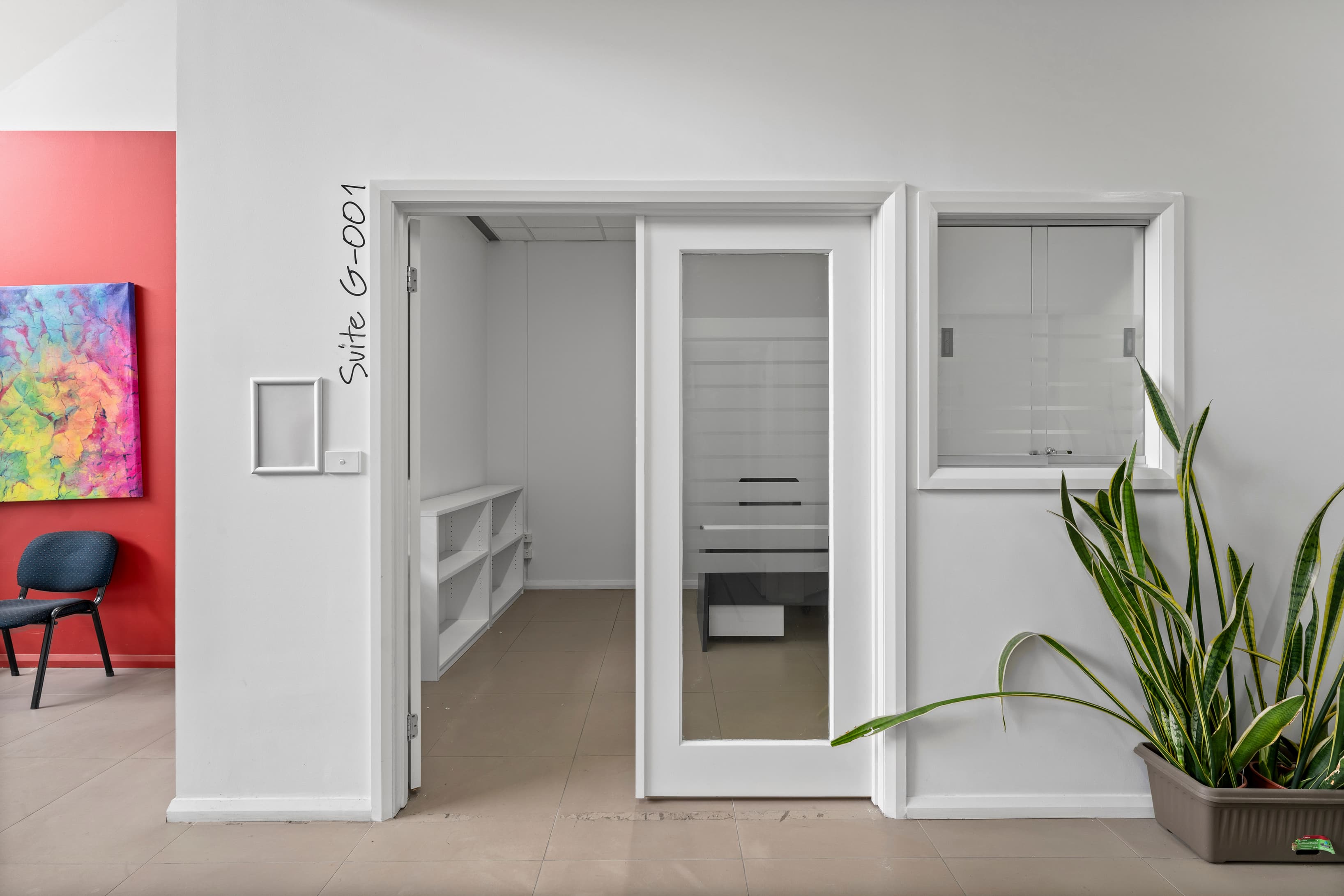 OFFICE SUITE DOORWAY