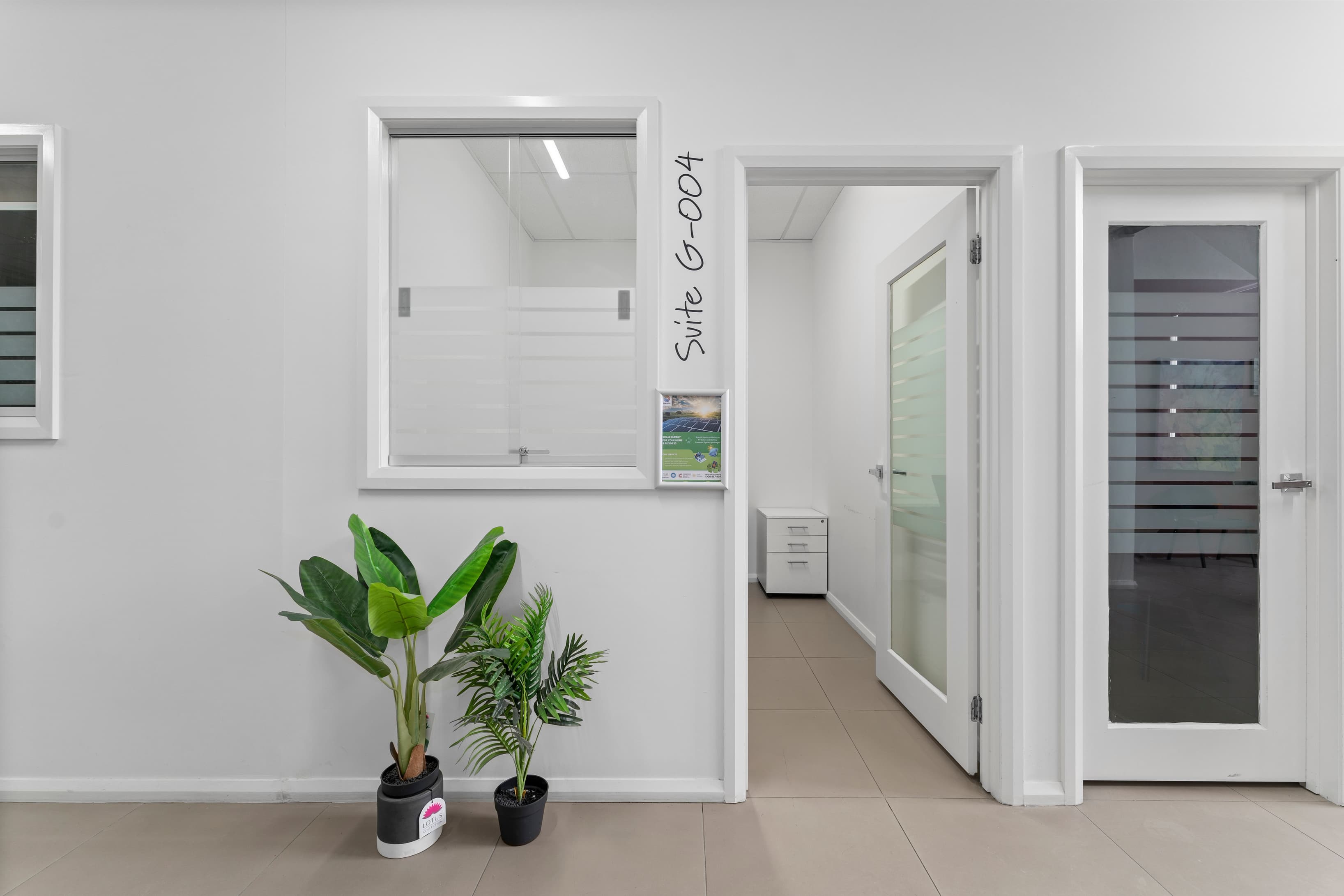 OFFICE SUITE DOORWAY